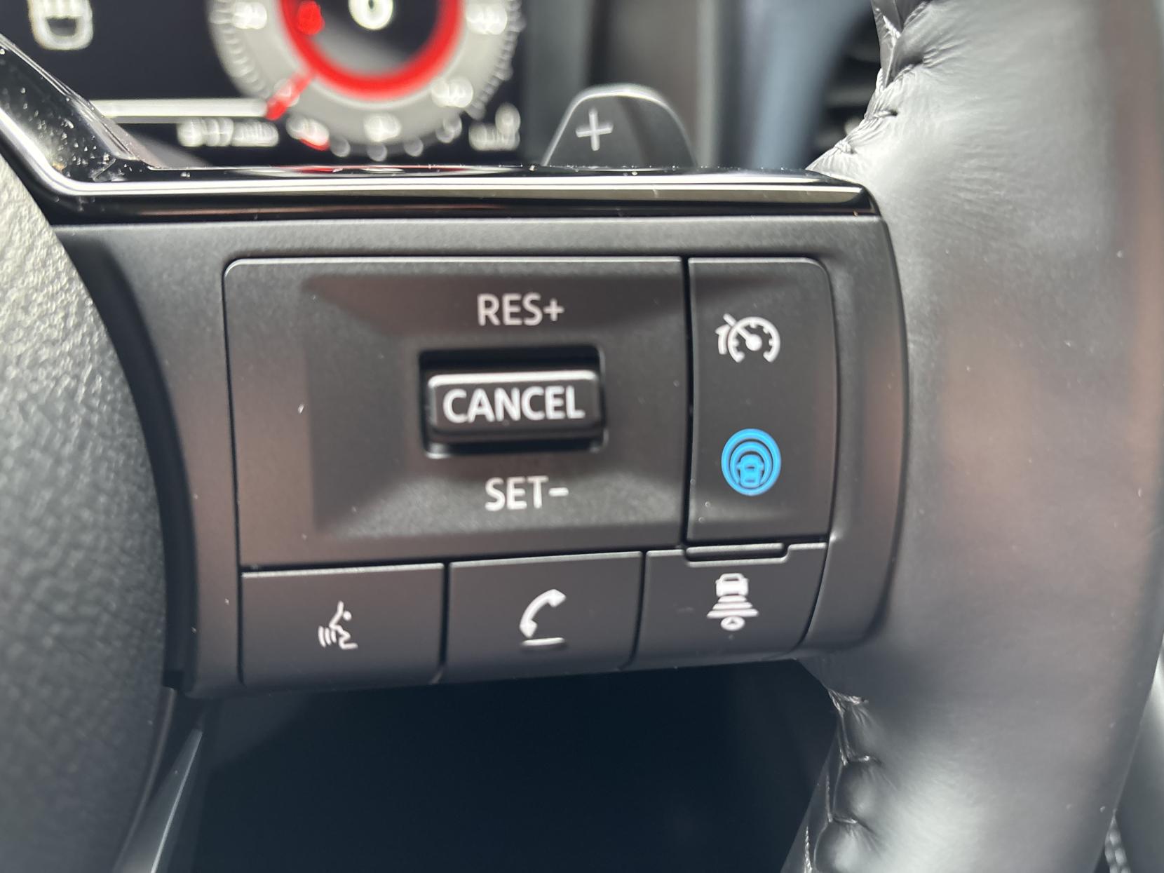 Nissan Qashqai 1.3 DIG-T MHEV Tekna+ SUV 5dr Petrol Hybrid XTRON Euro 6 (s/s) (158 ps)