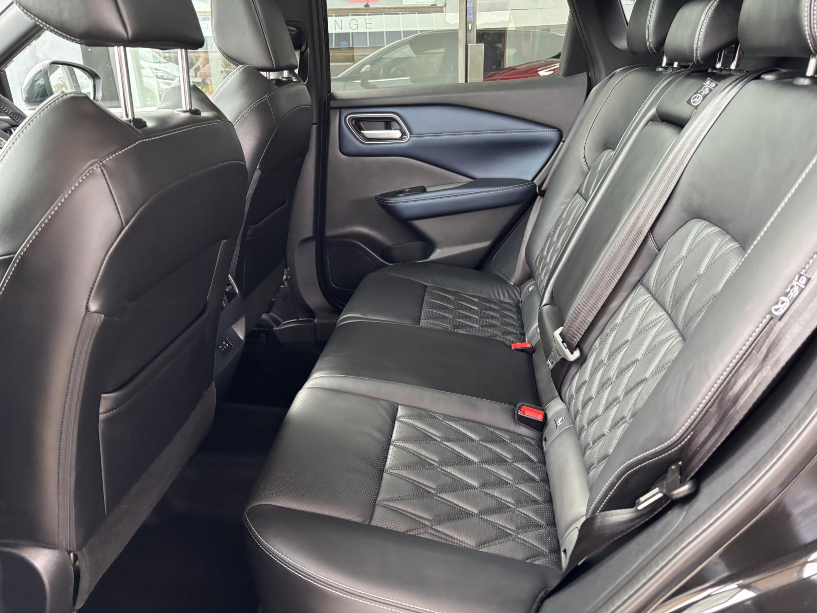 Nissan Qashqai 1.3 DIG-T MHEV Tekna+ SUV 5dr Petrol Hybrid XTRON Euro 6 (s/s) (158 ps)