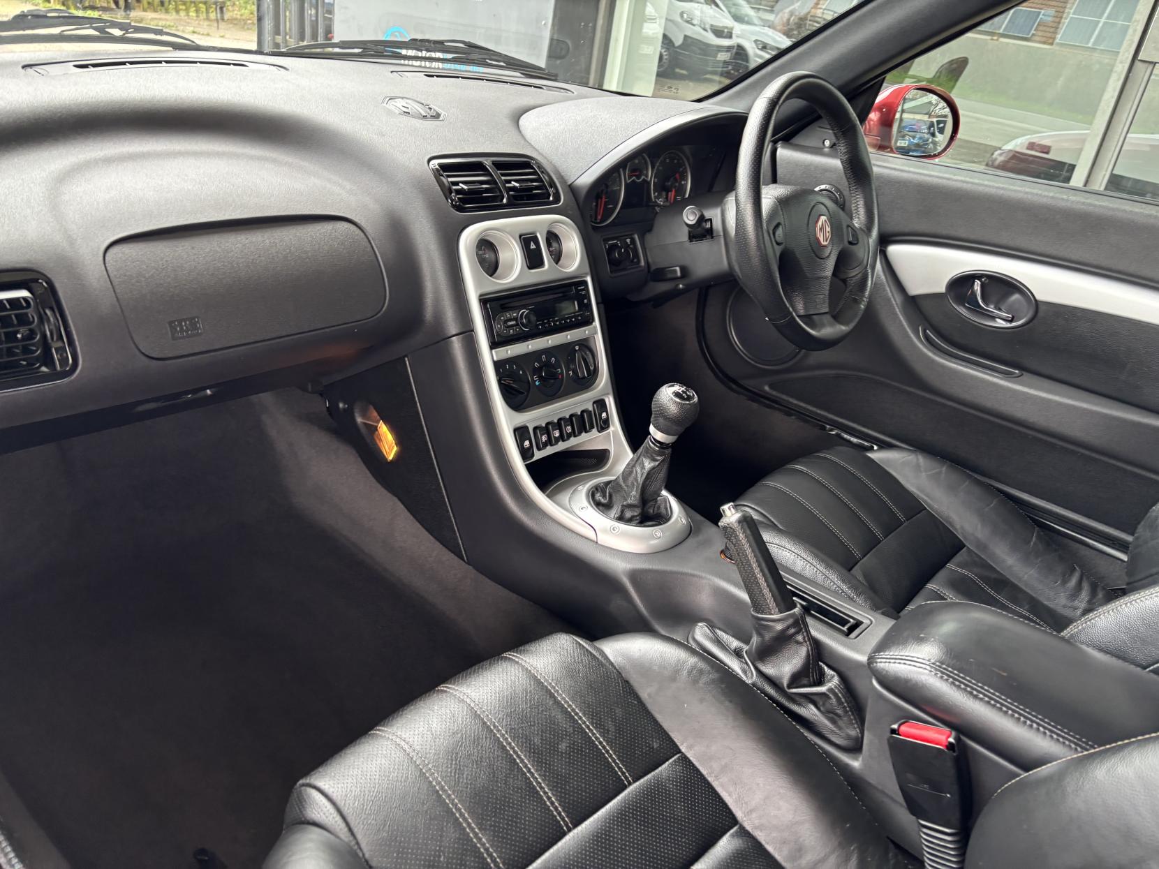 MG TF 1.8 Convertible 2dr Petrol Manual (185 g/km, 134 bhp)