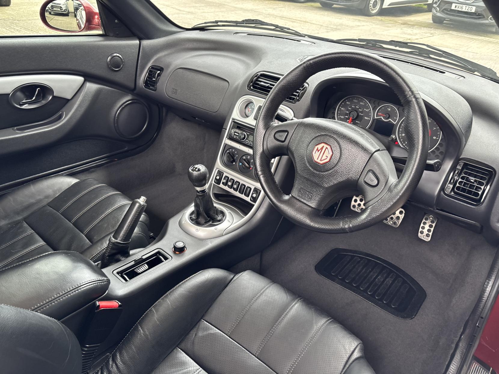 MG TF 1.8 Convertible 2dr Petrol Manual (185 g/km, 134 bhp)