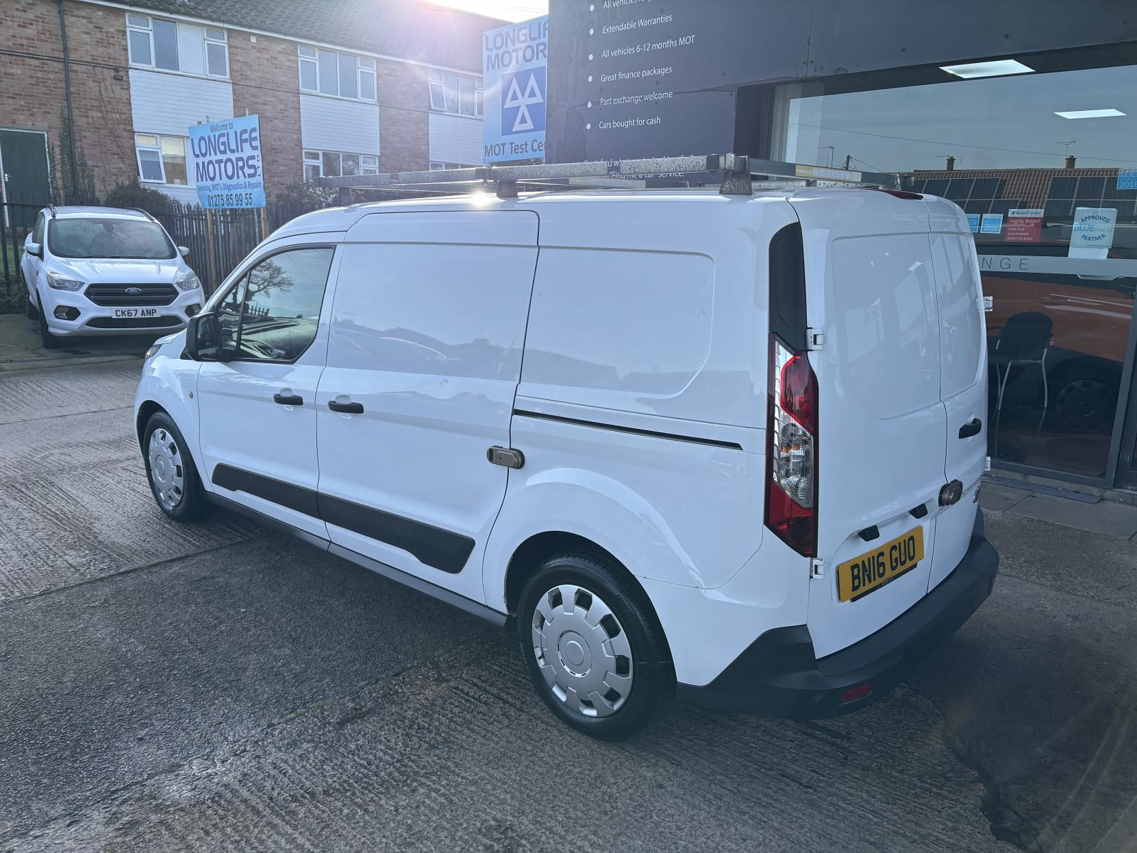 Ford Transit Connect 1.6 TDCi 210 Trend Panel Van 5dr Diesel Manual L2 H1 (128 g/km, 94 bhp)