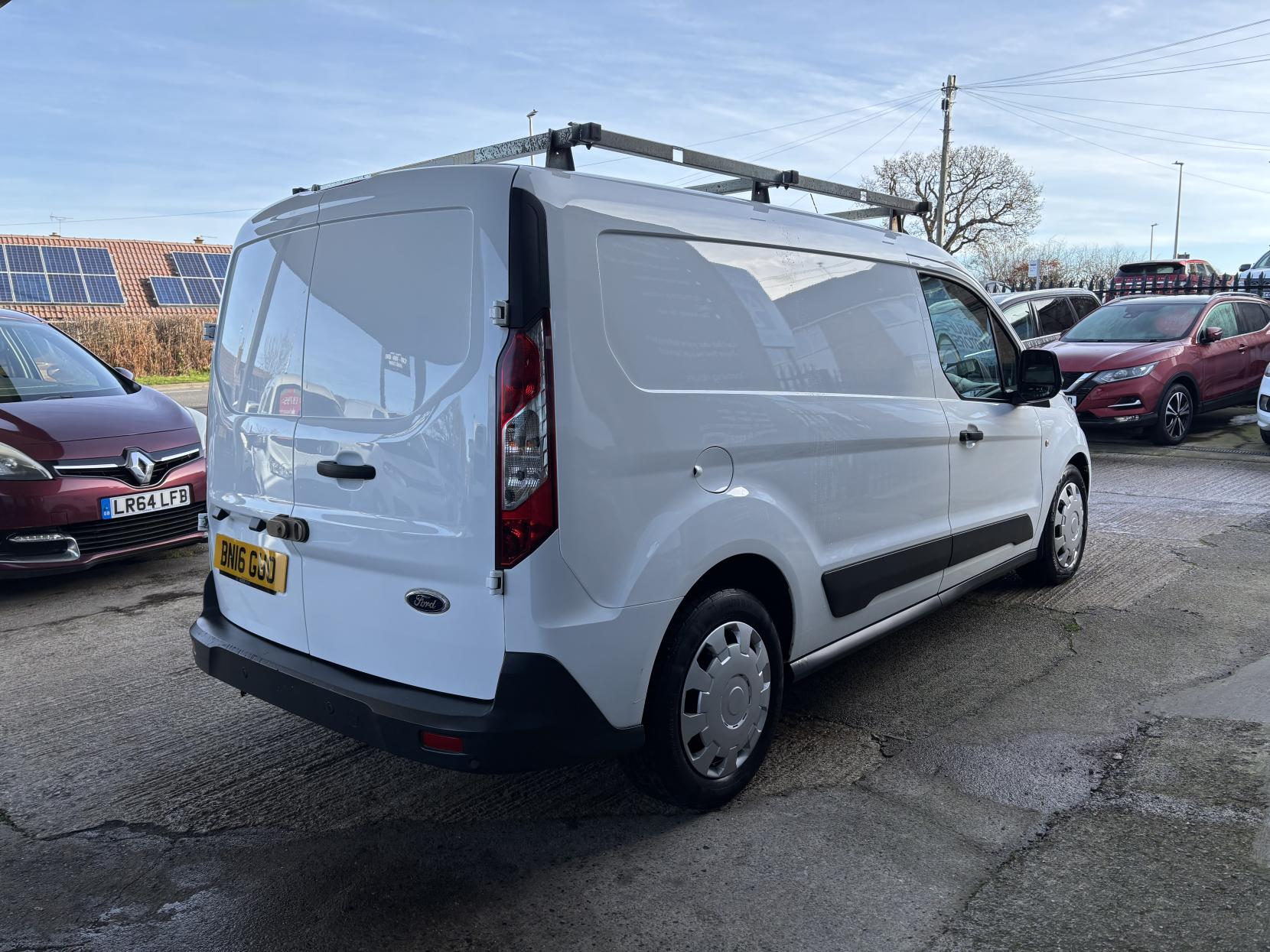 Ford Transit Connect 1.6 TDCi 210 Trend Panel Van 5dr Diesel Manual L2 H1 (128 g/km, 94 bhp)