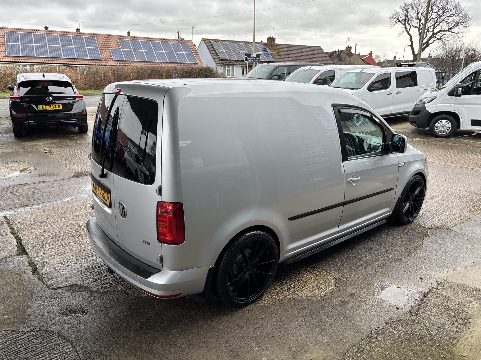 Volkswagen Caddy 2.0 TDI C20 BlueMotion Tech Highline Panel Van 5dr Diesel Manual SWB Euro 6 (s/s) (150 ps)