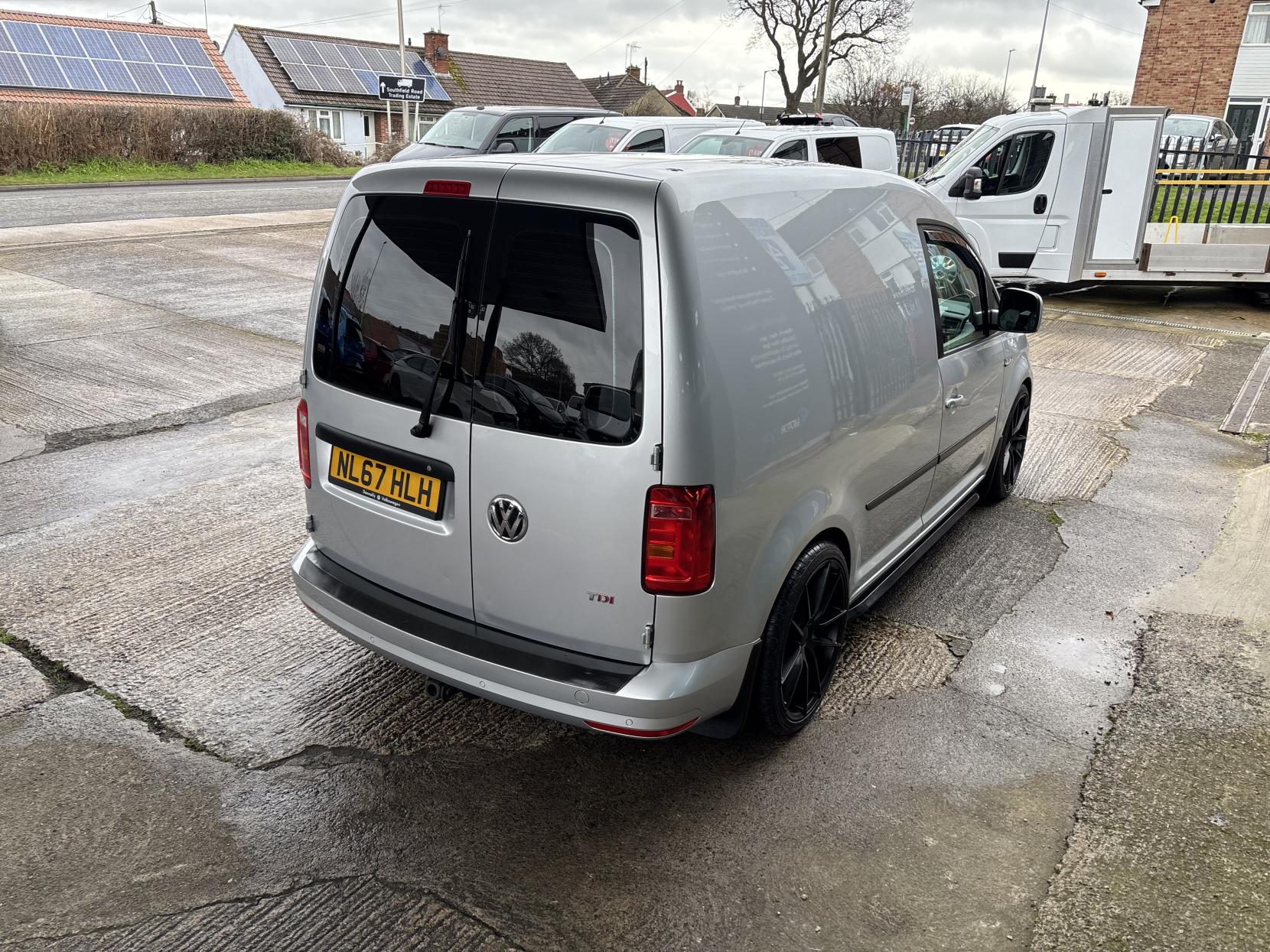 Volkswagen Caddy 2.0 TDI C20 BlueMotion Tech Highline Panel Van 5dr Diesel Manual SWB Euro 6 (s/s) (150 ps)