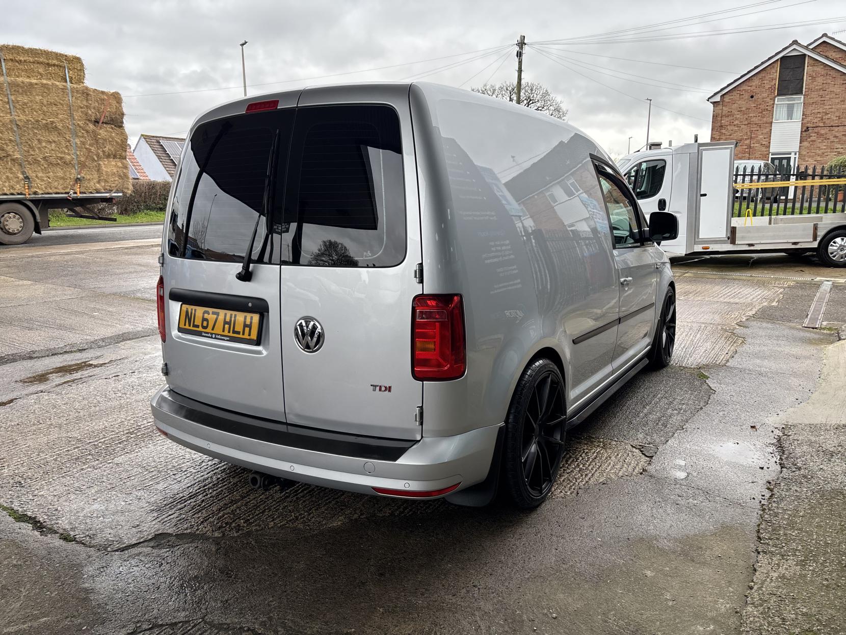 Volkswagen Caddy 2.0 TDI C20 BlueMotion Tech Highline Panel Van 5dr Diesel Manual SWB Euro 6 (s/s) (150 ps)
