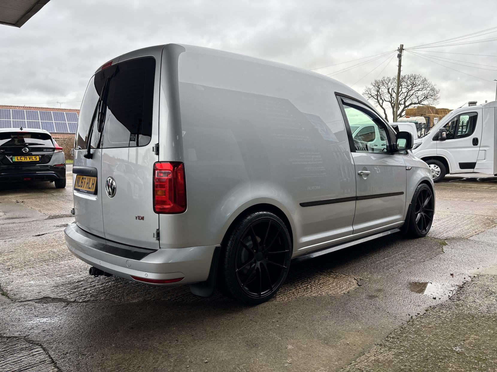 Volkswagen Caddy 2.0 TDI C20 BlueMotion Tech Highline Panel Van 5dr Diesel Manual SWB Euro 6 (s/s) (150 ps)