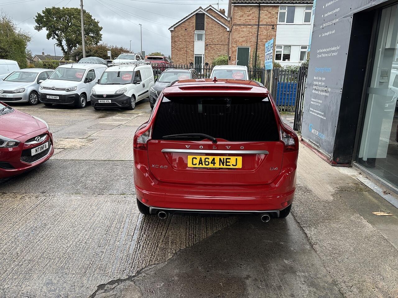 Volvo XC60 2.0 D4 R-Design Nav SUV 5dr Diesel Geartronic Euro 6 (s/s) (181 ps)