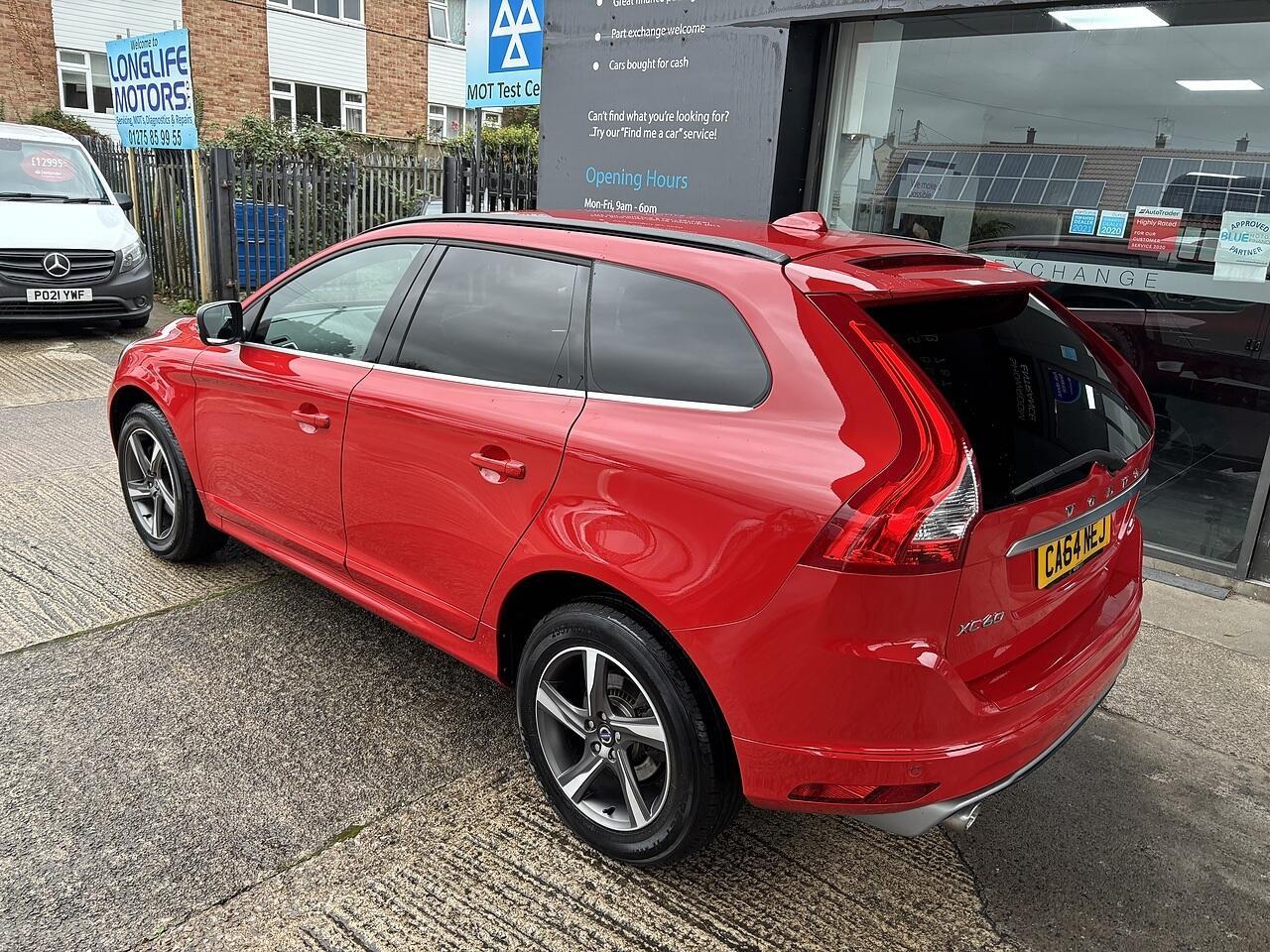 Volvo XC60 2.0 D4 R-Design Nav SUV 5dr Diesel Geartronic Euro 6 (s/s) (181 ps)