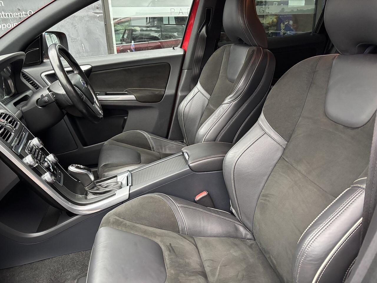 Volvo XC60 2.0 D4 R-Design Nav SUV 5dr Diesel Geartronic Euro 6 (s/s) (181 ps)