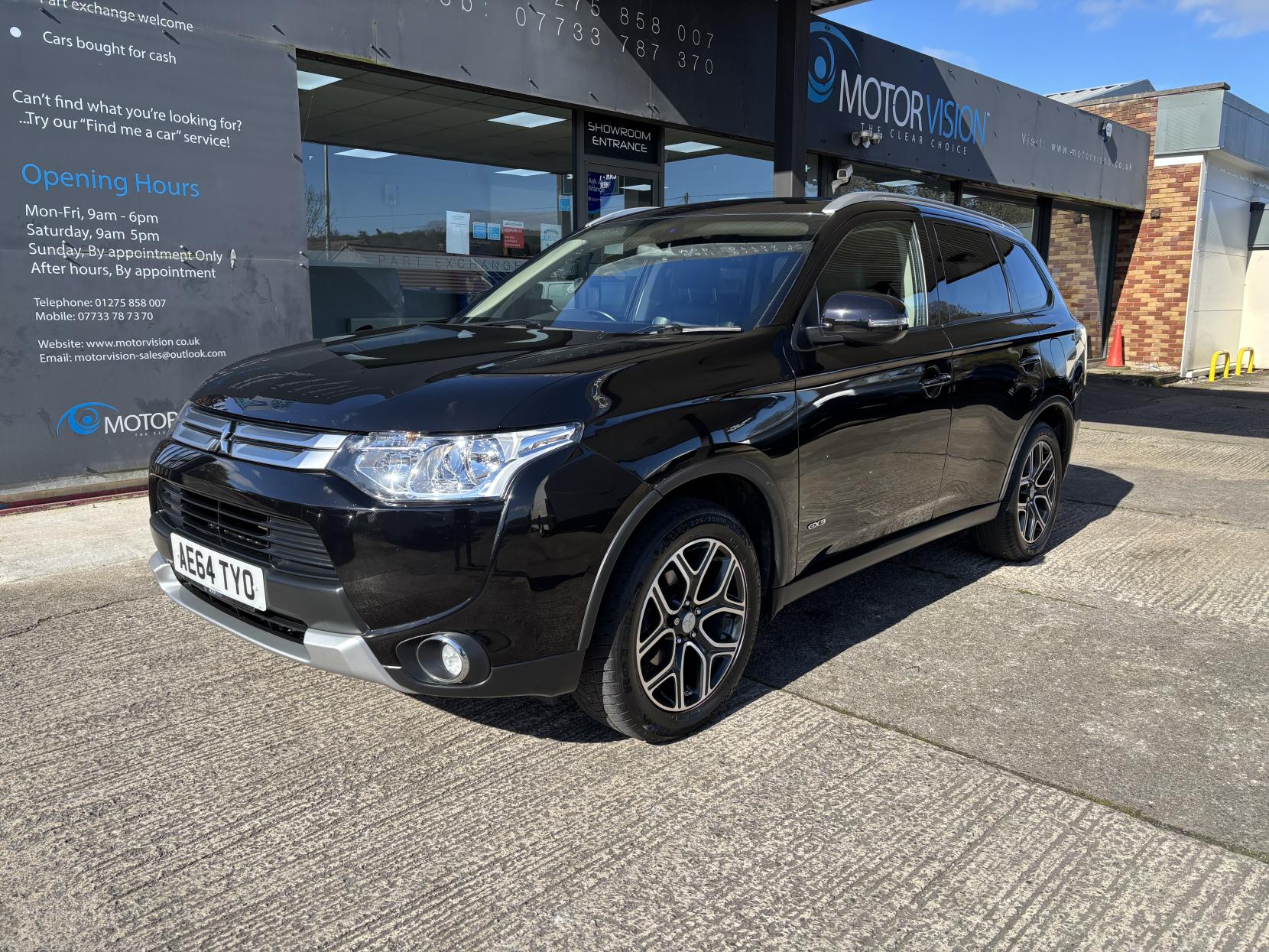 Mitsubishi Outlander 2.2 DI-D GX3 SUV 5dr Diesel Manual 4WD Euro 5 (s/s) (150 ps)