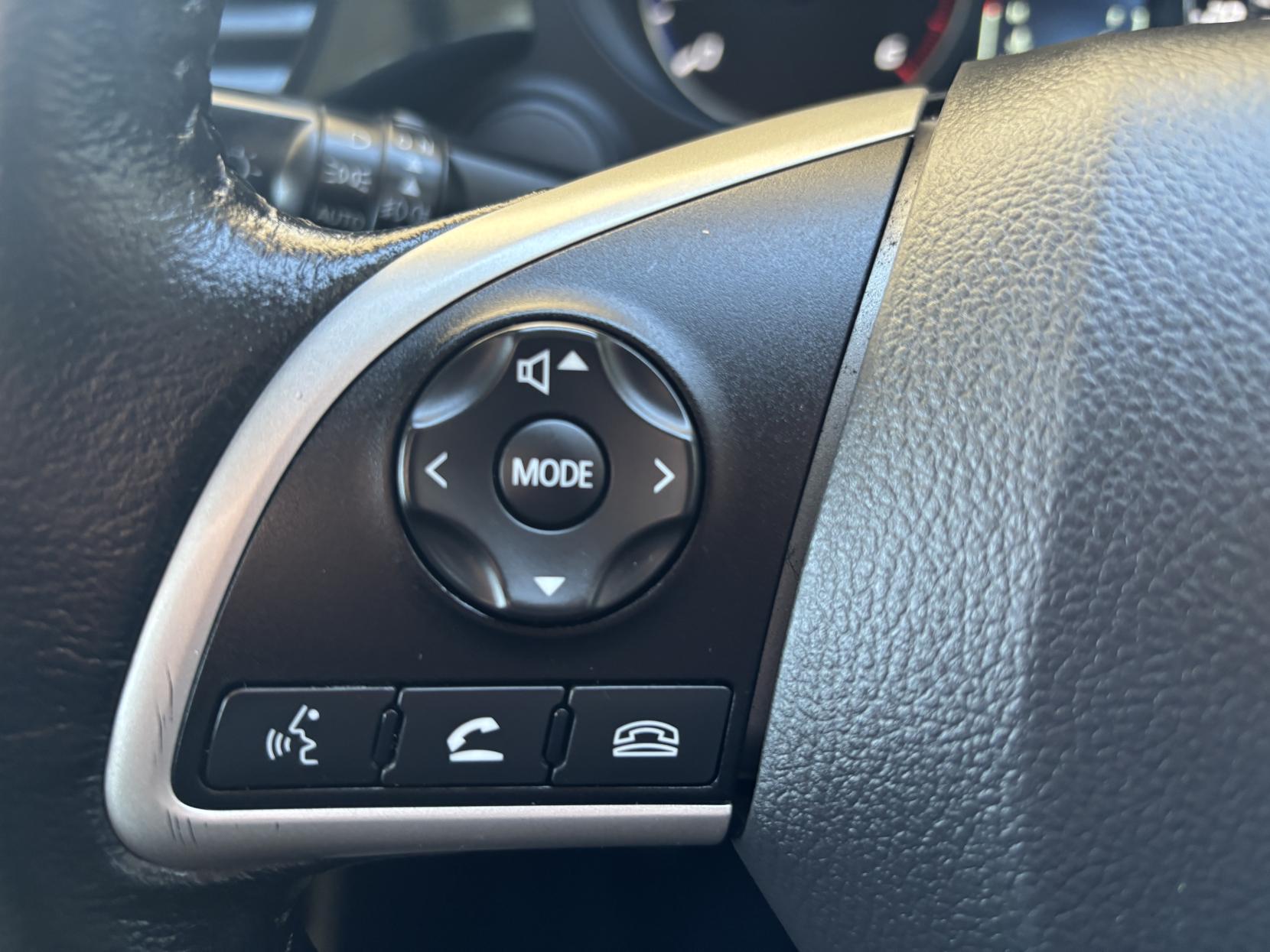 Mitsubishi Outlander 2.2 DI-D GX3 SUV 5dr Diesel Manual 4WD Euro 5 (s/s) (150 ps)