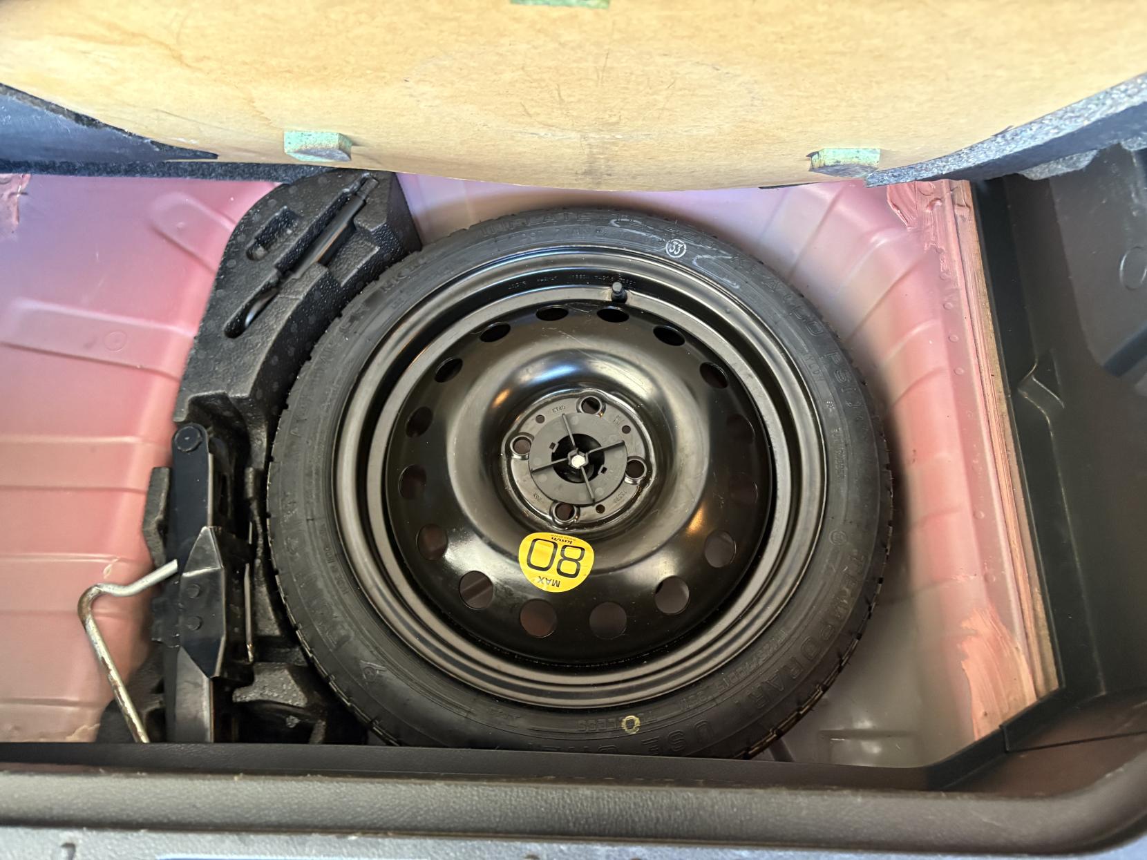 Nissan Note 1.4 16V Visia Hatchback 5dr Petrol Manual Euro 4 (88 ps)