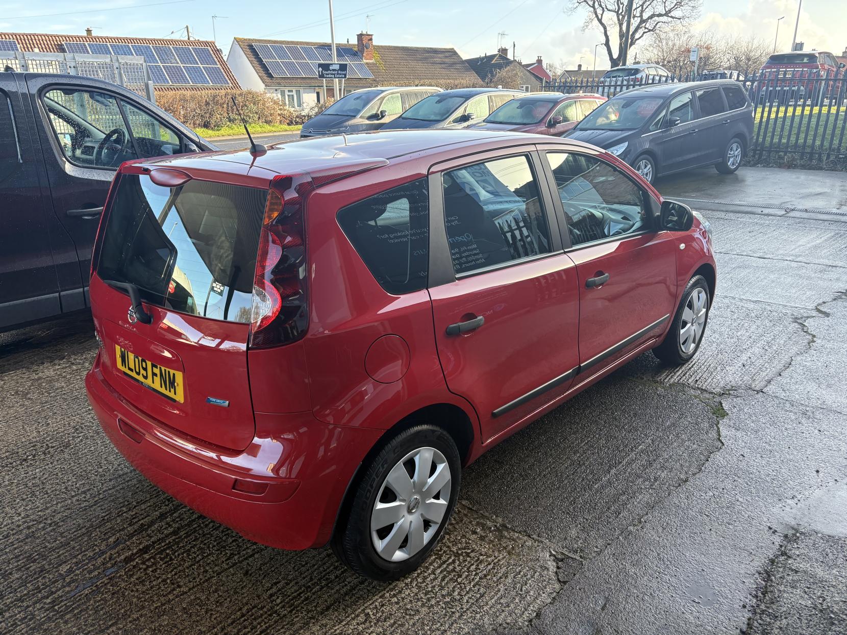 Nissan Note 1.4 16V Visia Hatchback 5dr Petrol Manual Euro 4 (88 ps)