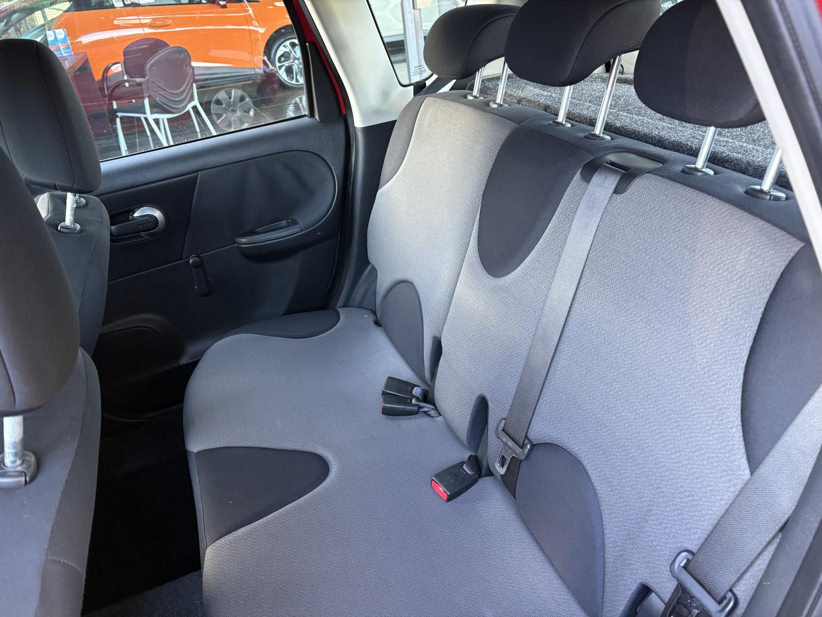 Nissan Note 1.4 16V Visia Hatchback 5dr Petrol Manual Euro 4 (88 ps)