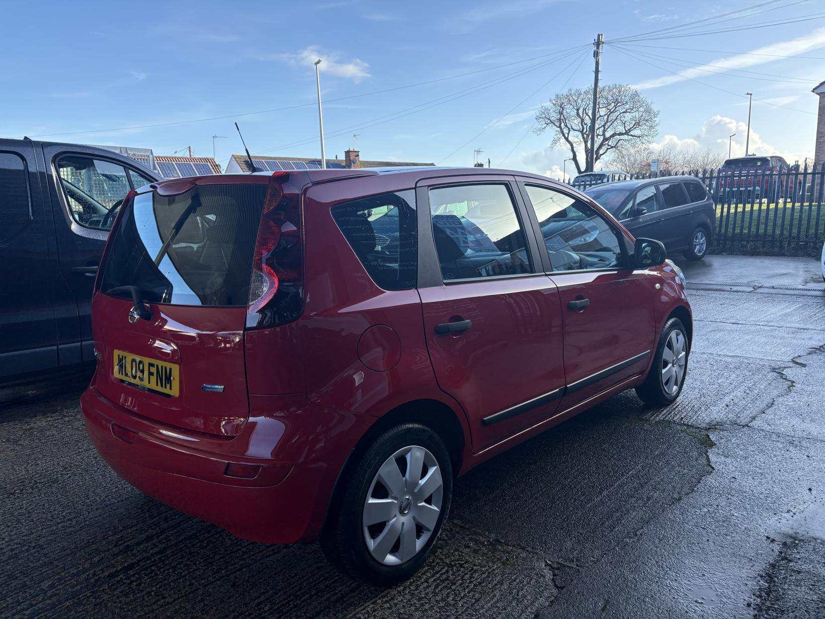 Nissan Note 1.4 16V Visia Hatchback 5dr Petrol Manual Euro 4 (88 ps)