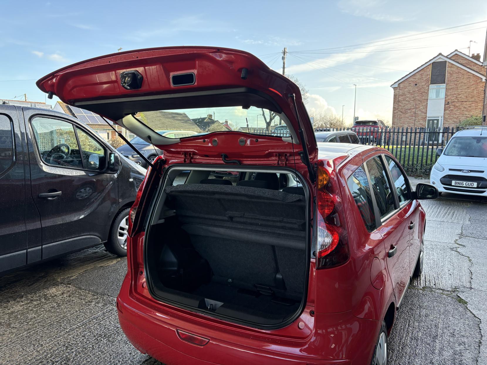 Nissan Note 1.4 16V Visia Hatchback 5dr Petrol Manual Euro 4 (88 ps)