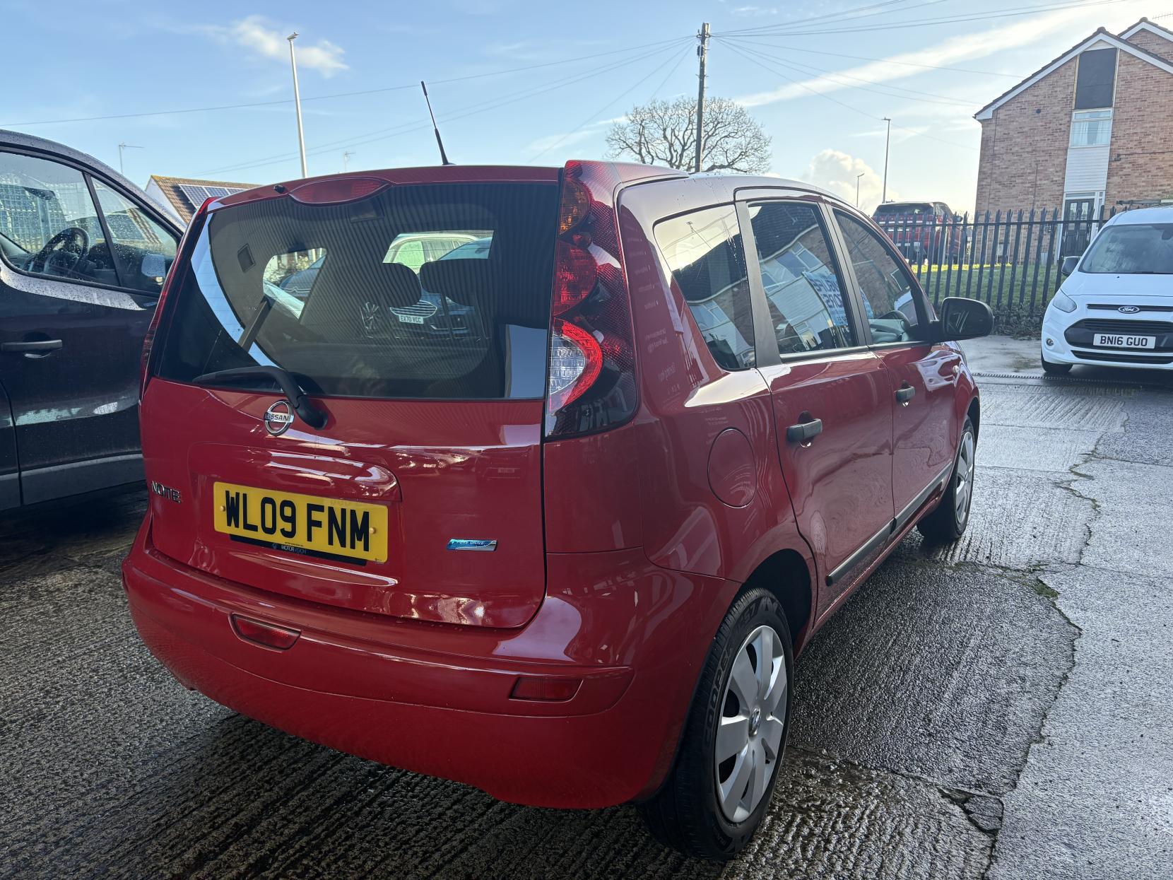 Nissan Note 1.4 16V Visia Hatchback 5dr Petrol Manual Euro 4 (88 ps)