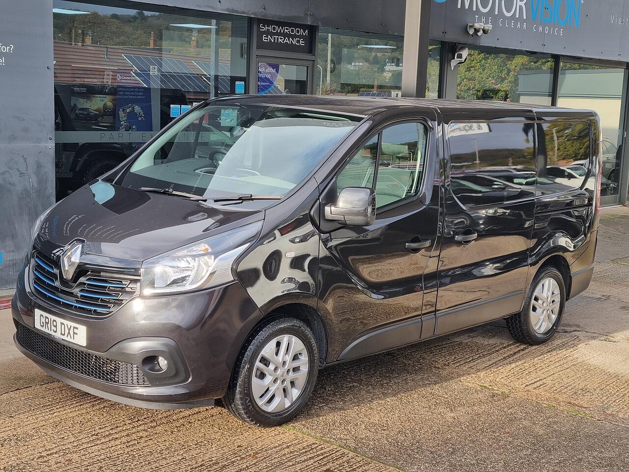 Renault Trafic 1.6 dCi ENERGY 27 Sport Nav Panel Van 5dr Diesel Manual SWB Standard Roof Euro 6 (s/s) (125 ps)
