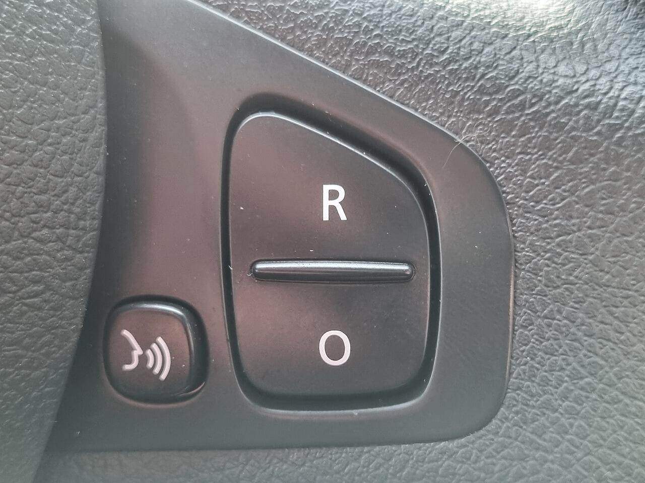 Renault Trafic 1.6 dCi ENERGY 27 Sport Nav Panel Van 5dr Diesel Manual SWB Standard Roof Euro 6 (s/s) (125 ps)