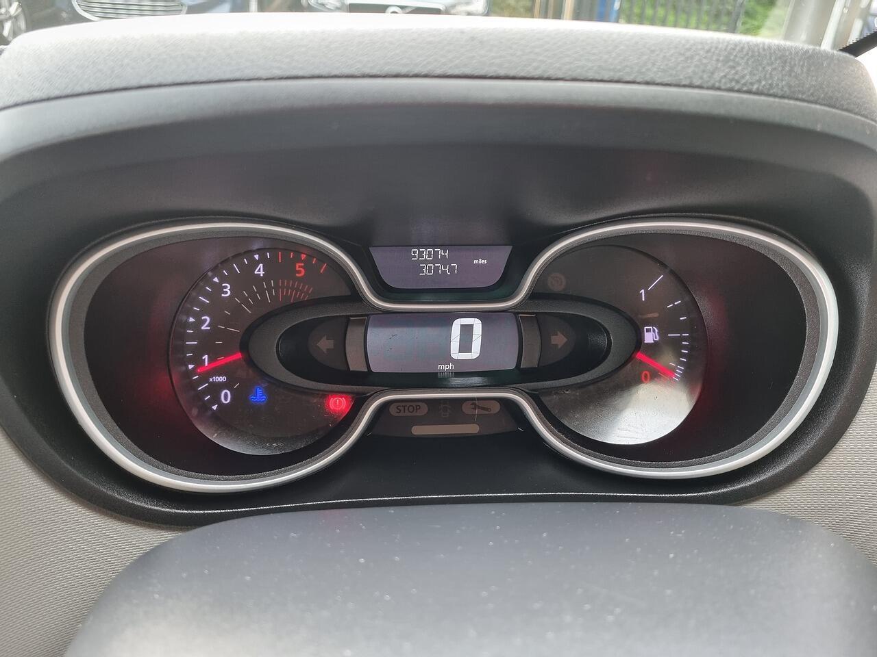 Renault Trafic 1.6 dCi ENERGY 27 Sport Nav Panel Van 5dr Diesel Manual SWB Standard Roof Euro 6 (s/s) (125 ps)