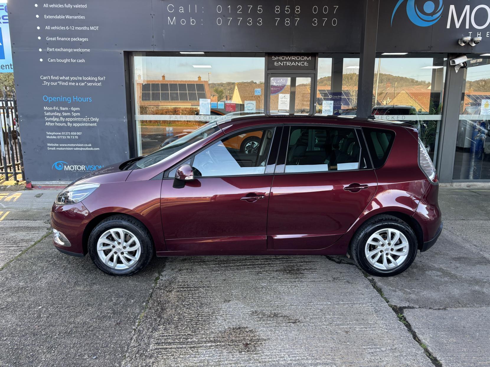 Renault Scenic 1.5 dCi ENERGY Dynamique TomTom MPV 5dr Diesel Manual Euro 5 (s/s) (110 ps)