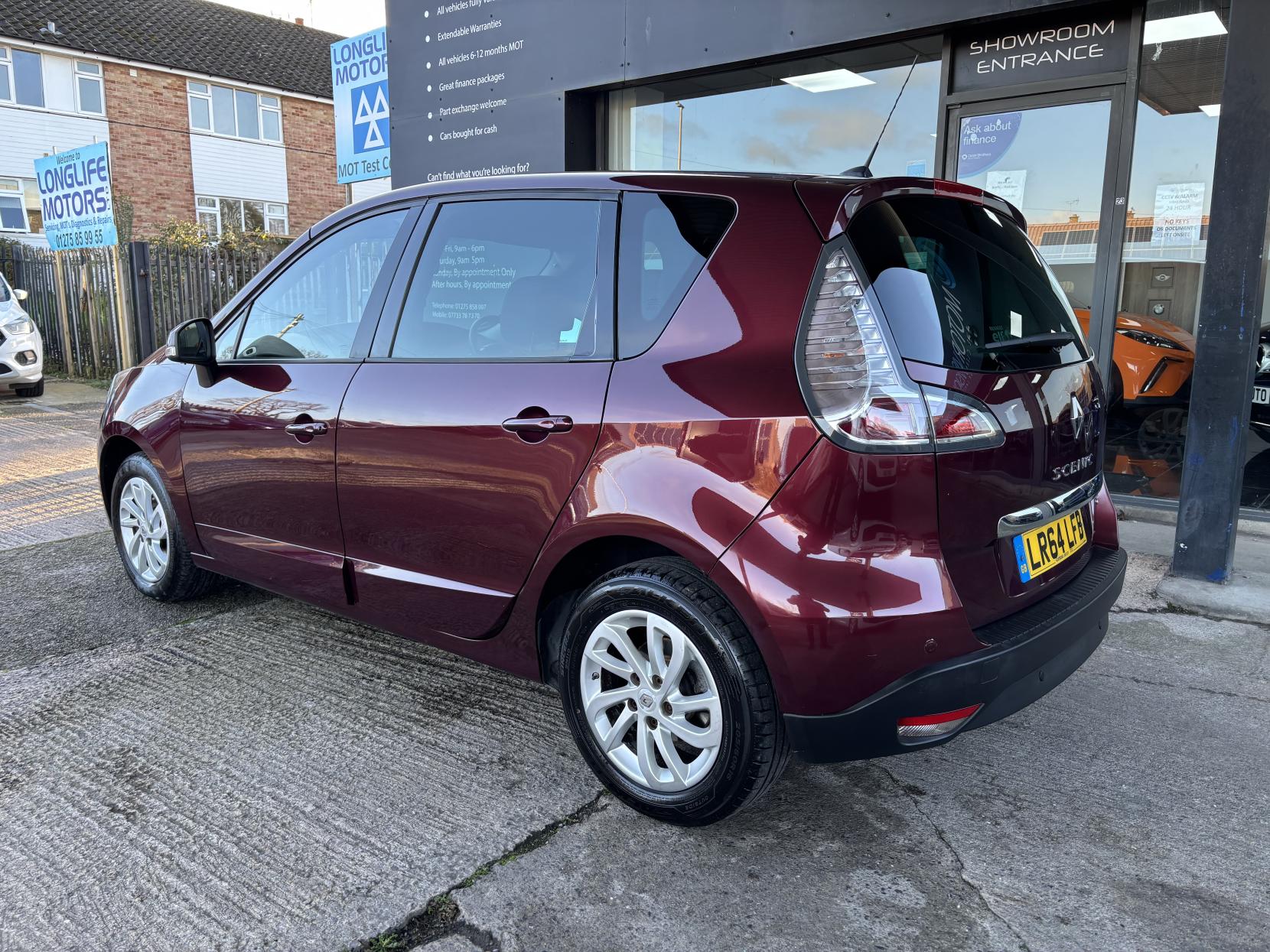 Renault Scenic 1.5 dCi ENERGY Dynamique TomTom MPV 5dr Diesel Manual Euro 5 (s/s) (110 ps)