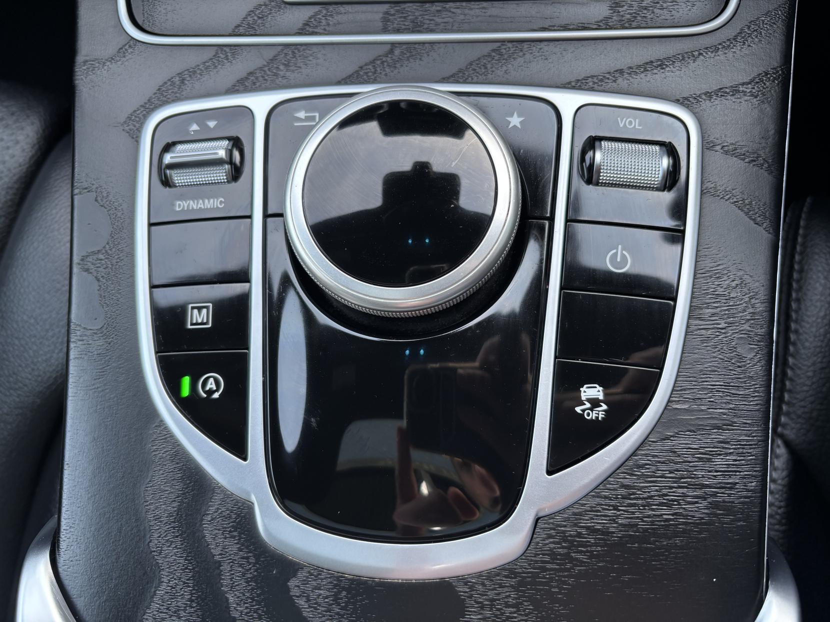 Mercedes-Benz GLC 2.1 GLC220d AMG Line (Premium) SUV 5dr Diesel G-Tronic 4MATIC Euro 6 (s/s) (170 ps)