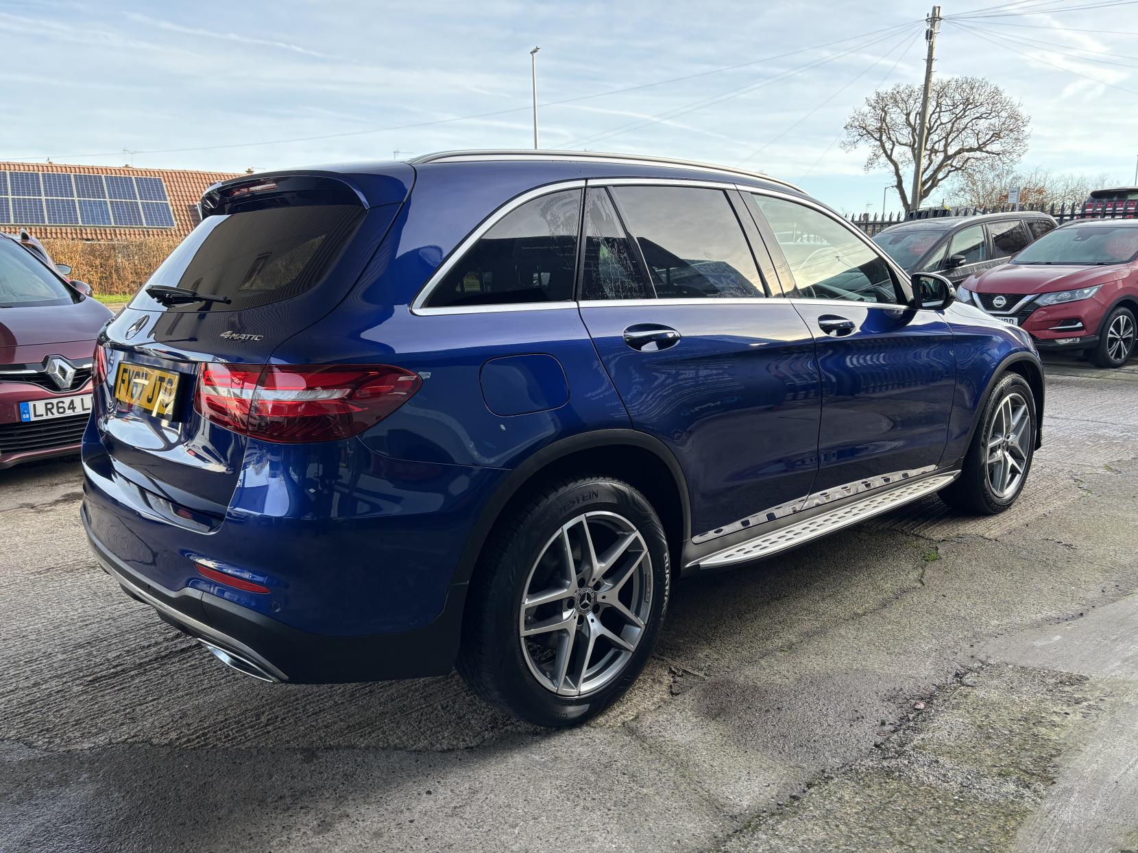Mercedes-Benz GLC 2.1 GLC220d AMG Line (Premium) SUV 5dr Diesel G-Tronic 4MATIC Euro 6 (s/s) (170 ps)