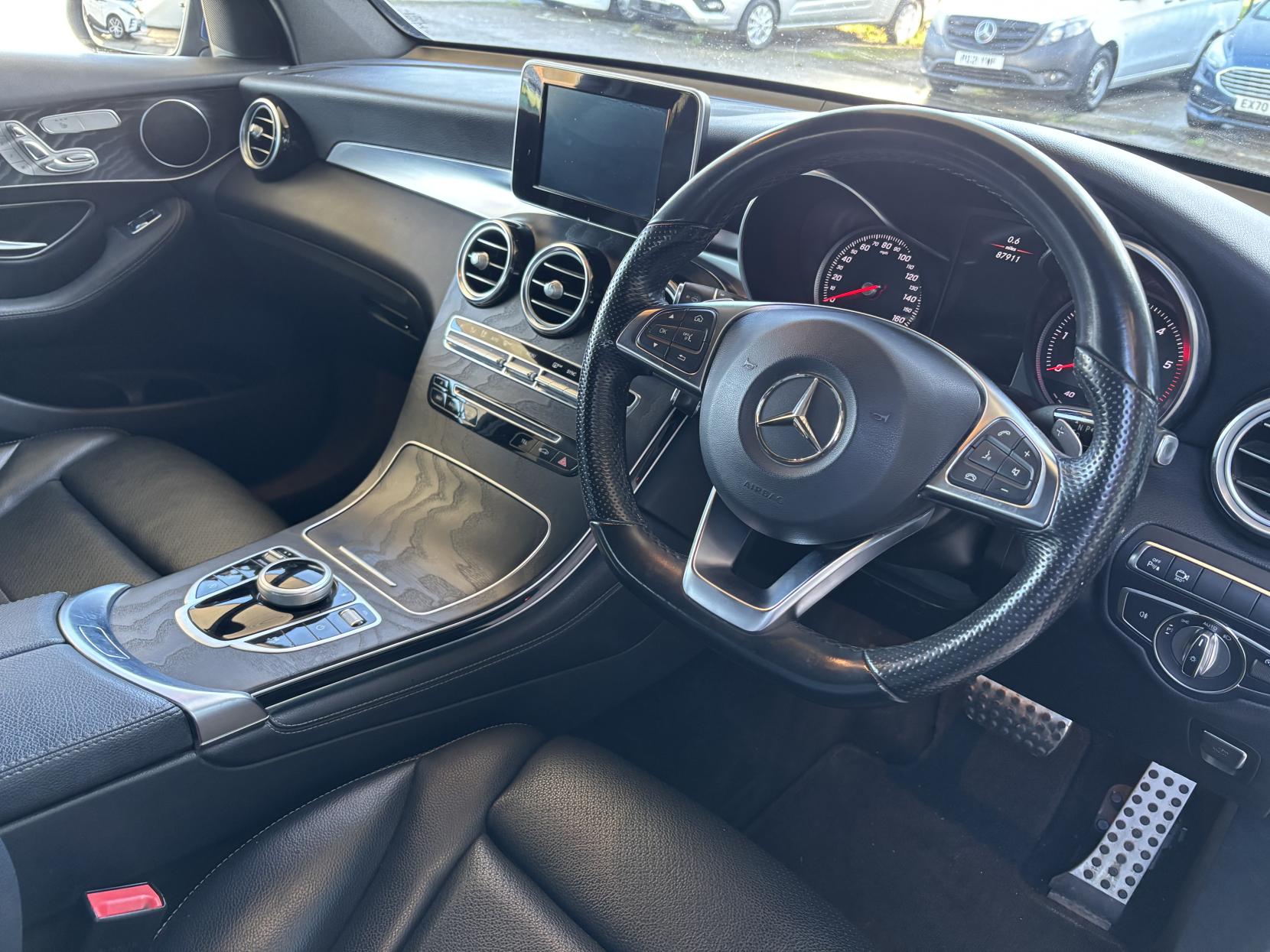 Mercedes-Benz GLC 2.1 GLC220d AMG Line (Premium) SUV 5dr Diesel G-Tronic 4MATIC Euro 6 (s/s) (170 ps)