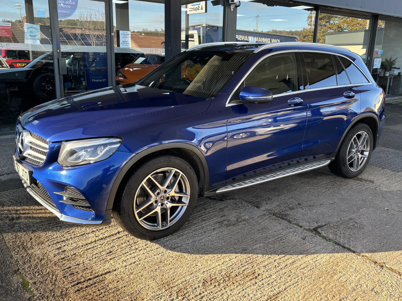 Mercedes-Benz GLC 2.1 GLC220d AMG Line (Premium) SUV 5dr Diesel G-Tronic 4MATIC Euro 6 (s/s) (170 ps)
