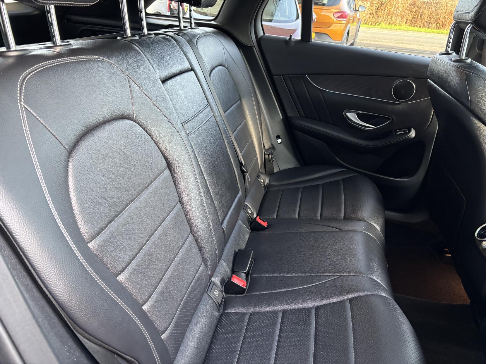 Mercedes-Benz GLC 2.1 GLC220d AMG Line (Premium) SUV 5dr Diesel G-Tronic 4MATIC Euro 6 (s/s) (170 ps)