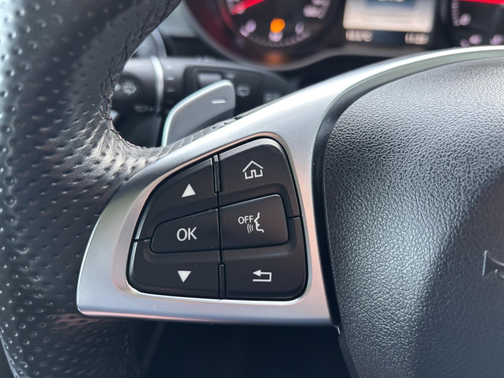 Mercedes-Benz GLC 2.1 GLC220d AMG Line (Premium) SUV 5dr Diesel G-Tronic 4MATIC Euro 6 (s/s) (170 ps)