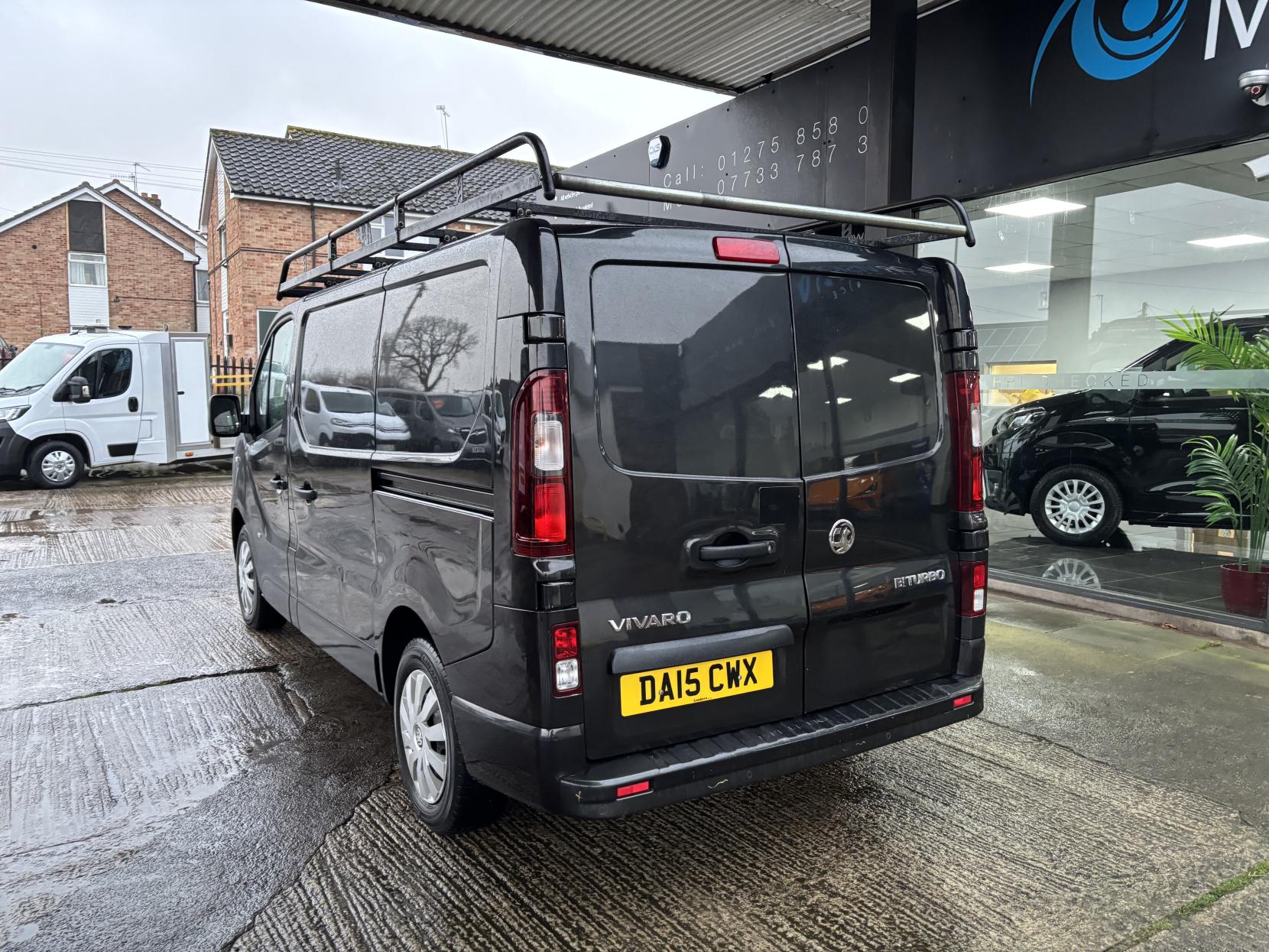 Vauxhall Vivaro 1.6 CDTi 2700 BiTurbo ecoFLEX Sportive Panel Van 5dr Diesel Manual L1 H1 Euro 5 (s/s) (120 ps)