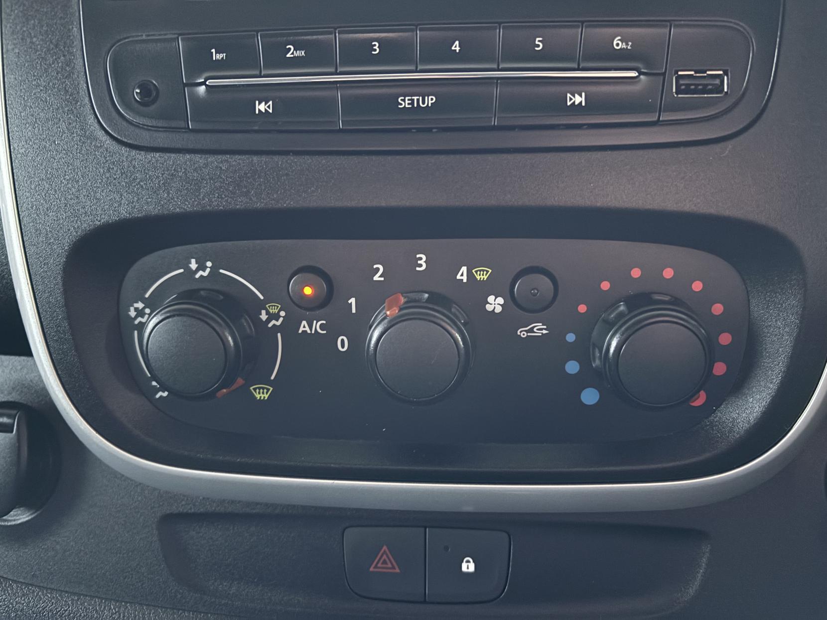 Vauxhall Vivaro 1.6 CDTi 2700 BiTurbo ecoFLEX Sportive Panel Van 5dr Diesel Manual L1 H1 Euro 5 (s/s) (120 ps)