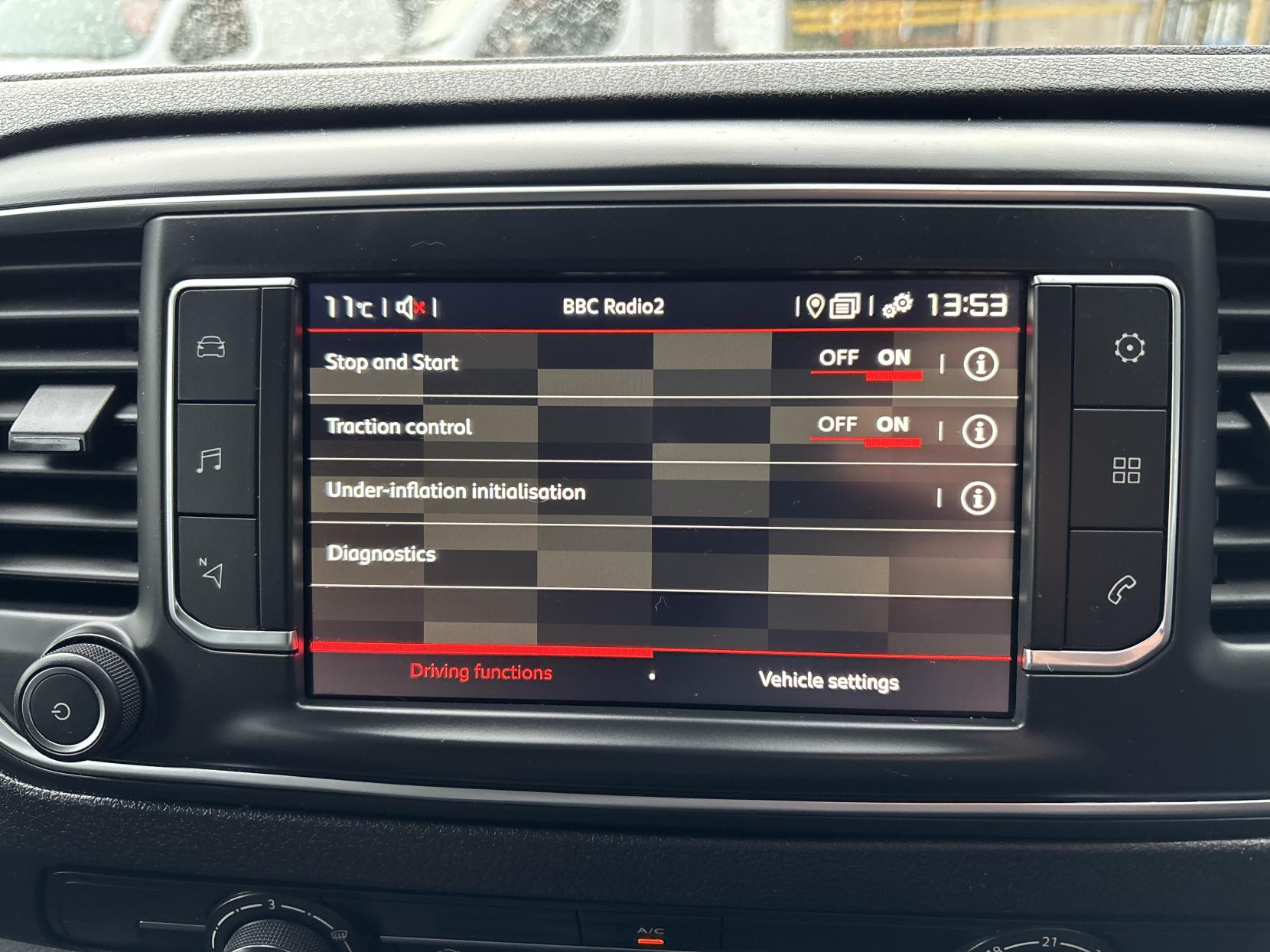 Citroen Dispatch 2.0 BlueHDi 1200 Enterprise Pro M Crew Van Double Cab 6dr Diesel Manual MWB Euro 6 (s/s) (145 ps)