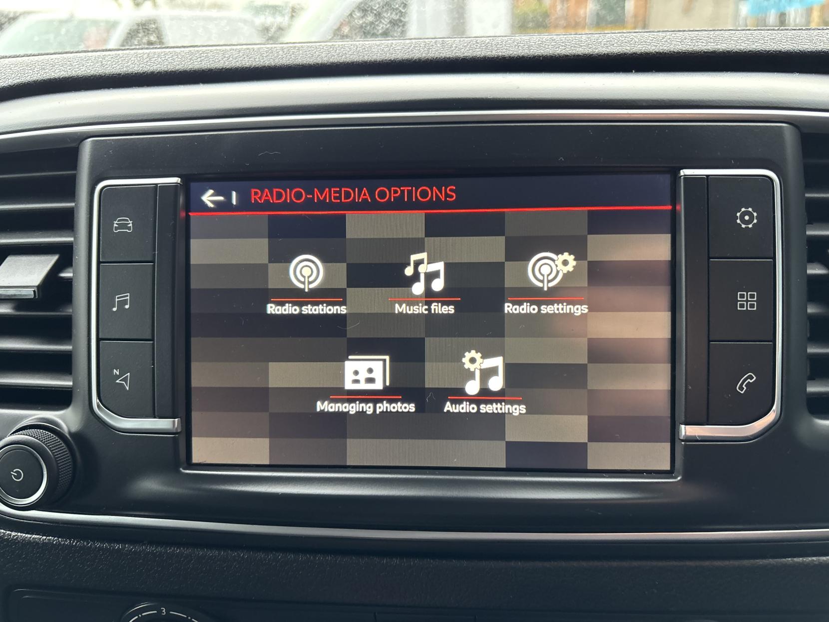 Citroen Dispatch 2.0 BlueHDi 1200 Enterprise Pro M Crew Van Double Cab 6dr Diesel Manual MWB Euro 6 (s/s) (145 ps)