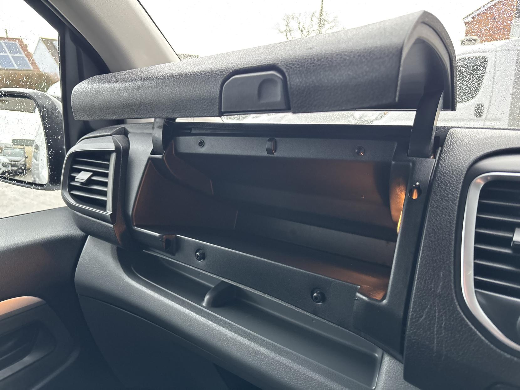 Citroen Dispatch 2.0 BlueHDi 1200 Enterprise Pro M Crew Van Double Cab 6dr Diesel Manual MWB Euro 6 (s/s) (145 ps)