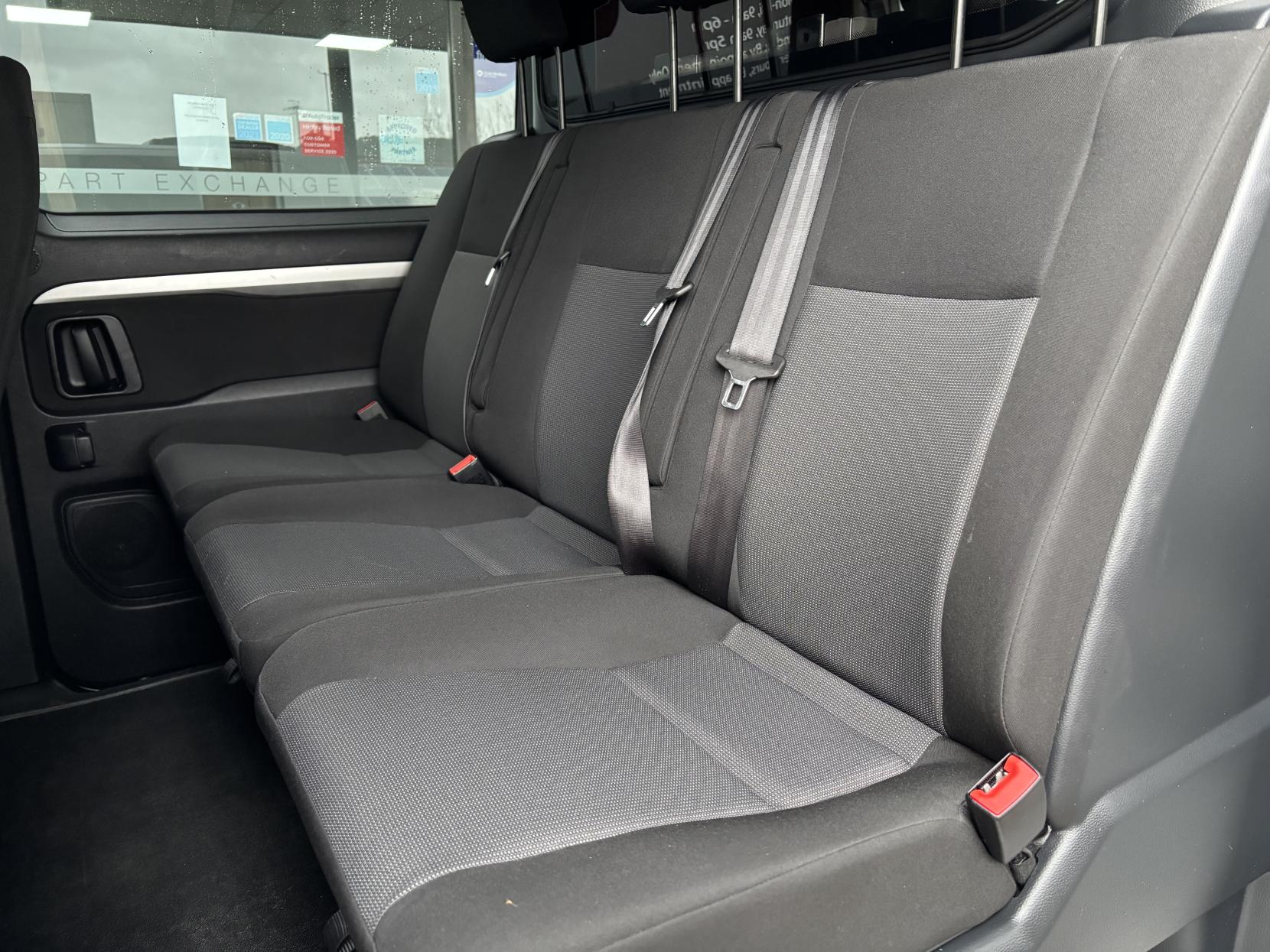 Citroen Dispatch 2.0 BlueHDi 1200 Enterprise Pro M Crew Van Double Cab 6dr Diesel Manual MWB Euro 6 (s/s) (145 ps)