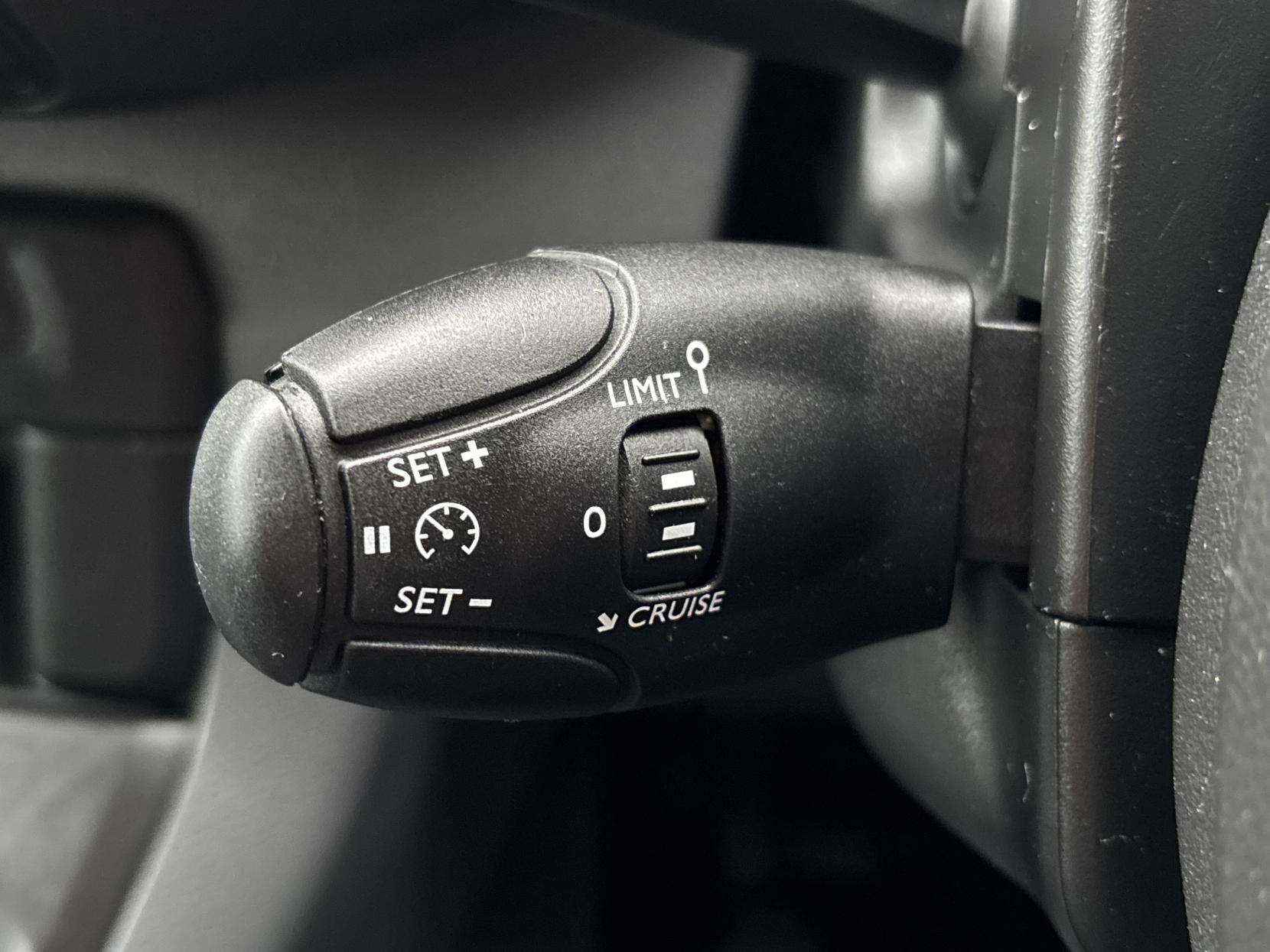 Citroen Dispatch 2.0 BlueHDi 1200 Enterprise Pro M Crew Van Double Cab 6dr Diesel Manual MWB Euro 6 (s/s) (145 ps)