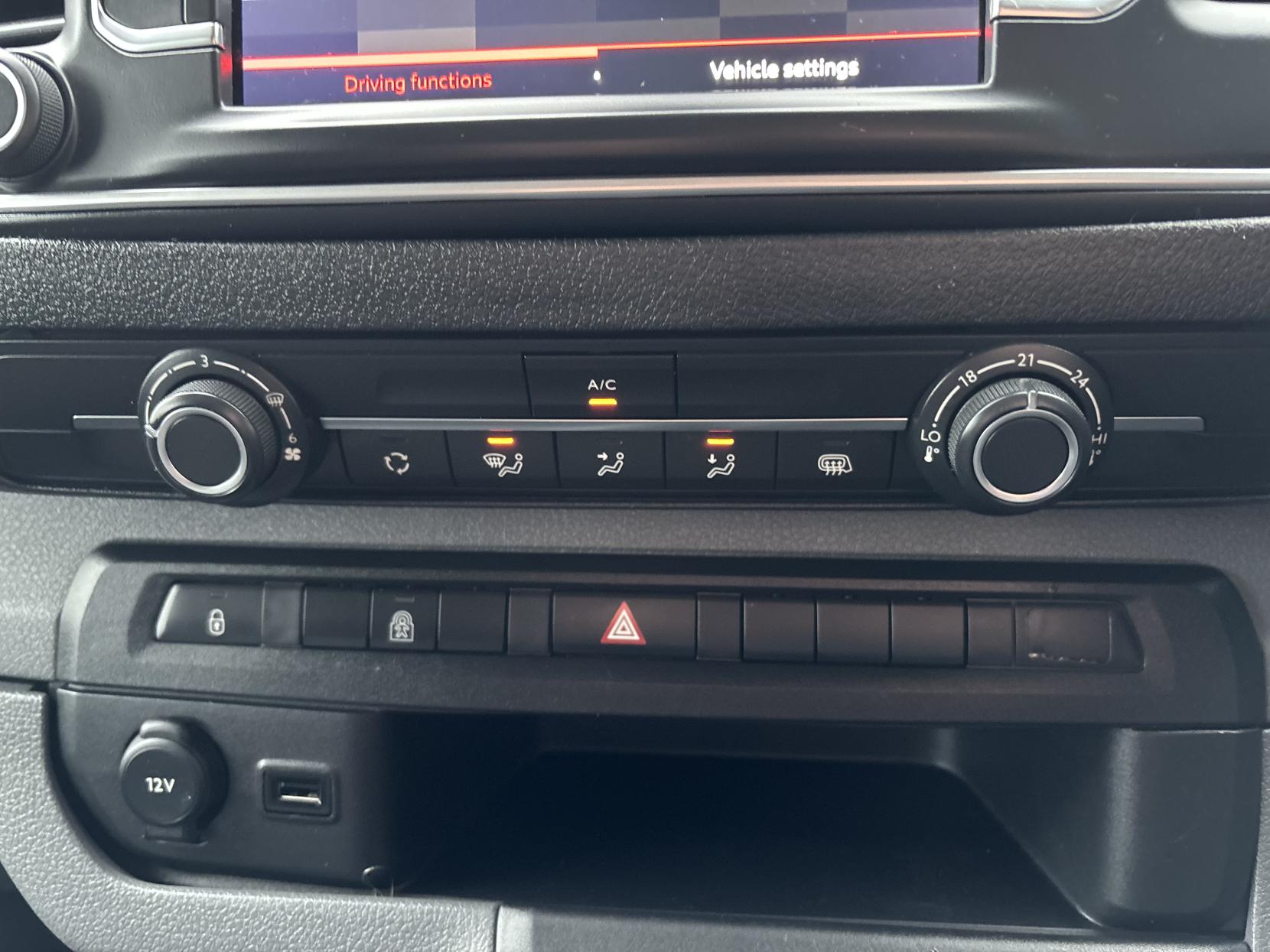 Citroen Dispatch 2.0 BlueHDi 1200 Enterprise Pro M Crew Van Double Cab 6dr Diesel Manual MWB Euro 6 (s/s) (145 ps)