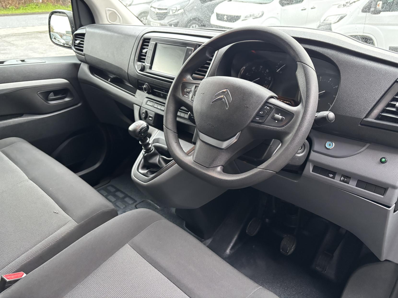 Citroen Dispatch 2.0 BlueHDi 1200 Enterprise Pro M Crew Van Double Cab 6dr Diesel Manual MWB Euro 6 (s/s) (145 ps)