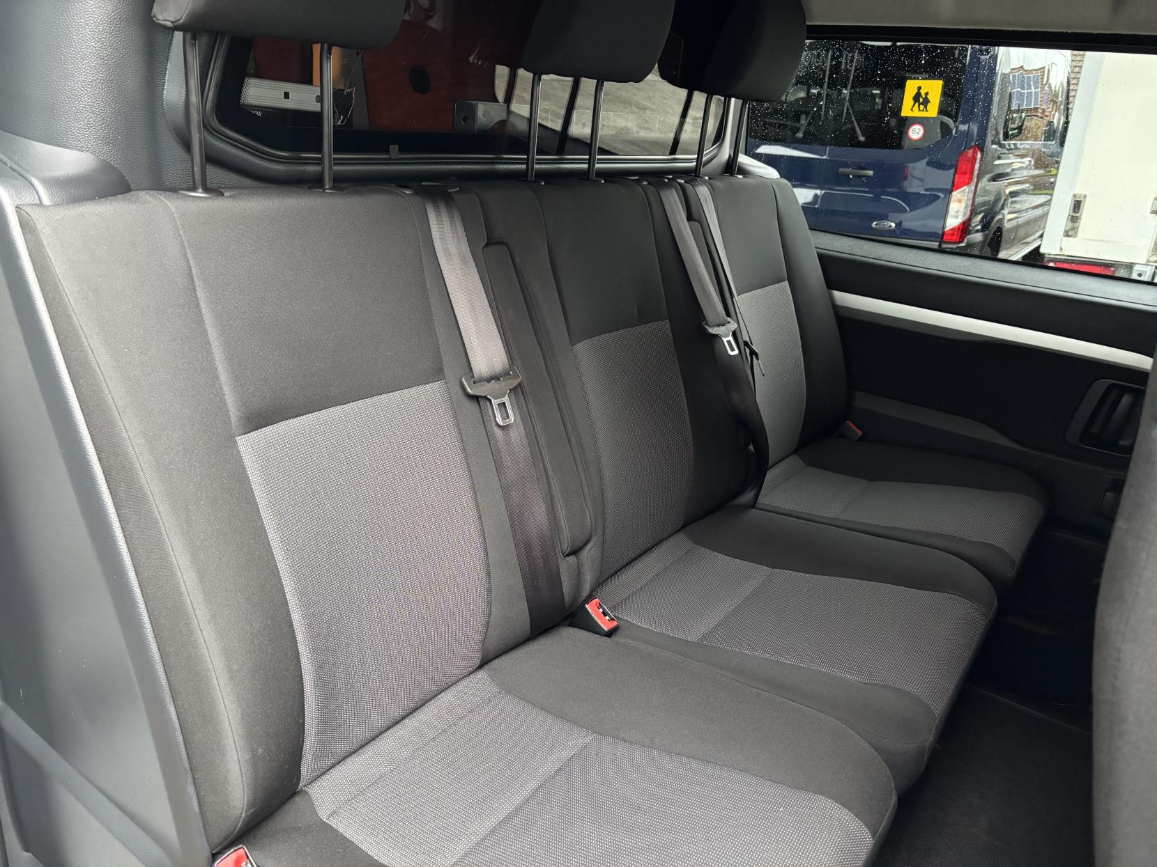 Citroen Dispatch 2.0 BlueHDi 1200 Enterprise Pro M Crew Van Double Cab 6dr Diesel Manual MWB Euro 6 (s/s) (145 ps)