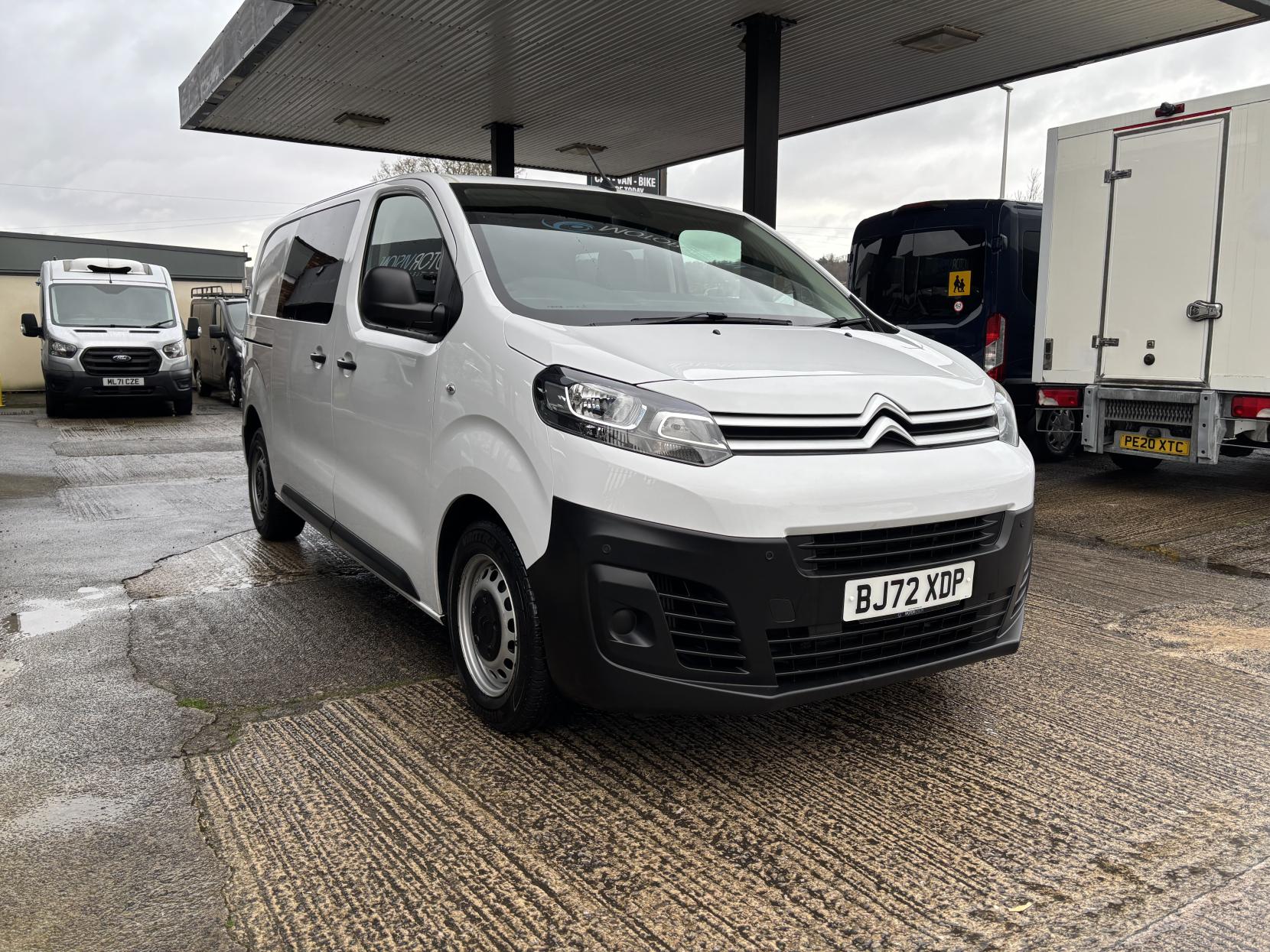 Citroen Dispatch 2.0 BlueHDi 1200 Enterprise Pro M Crew Van Double Cab 6dr Diesel Manual MWB Euro 6 (s/s) (145 ps)