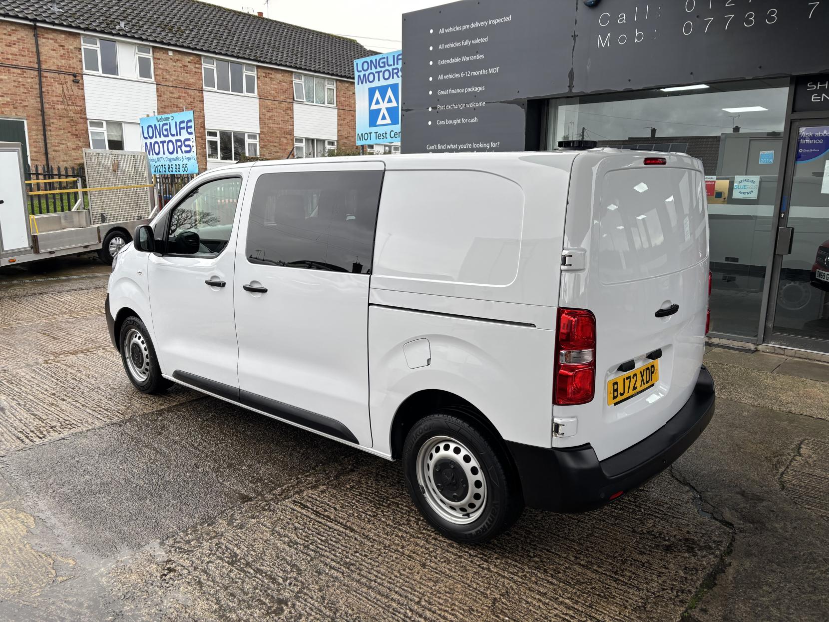 Citroen Dispatch 2.0 BlueHDi 1200 Enterprise Pro M Crew Van Double Cab 6dr Diesel Manual MWB Euro 6 (s/s) (145 ps)