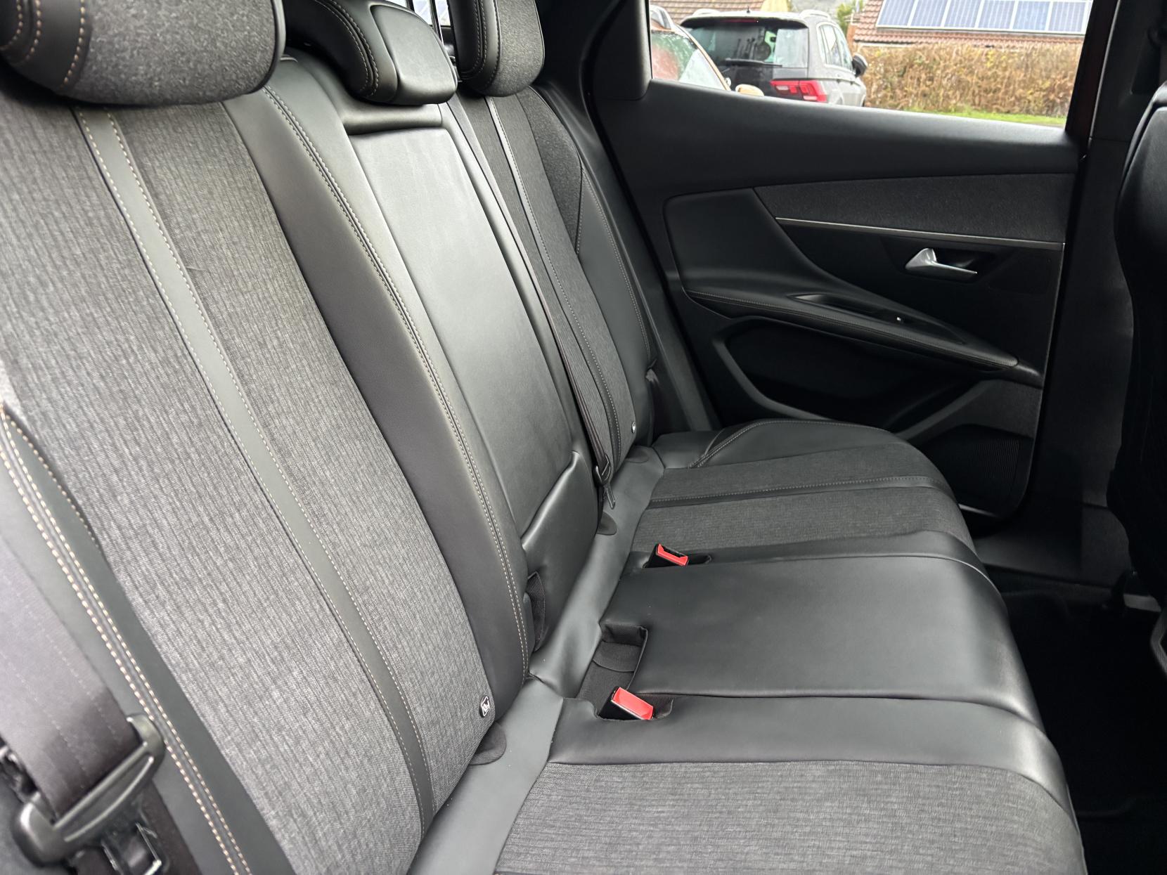 Peugeot 3008 1.5 BlueHDi GT Line Premium SUV 5dr Diesel Manual Euro 6 (s/s) (130 ps)