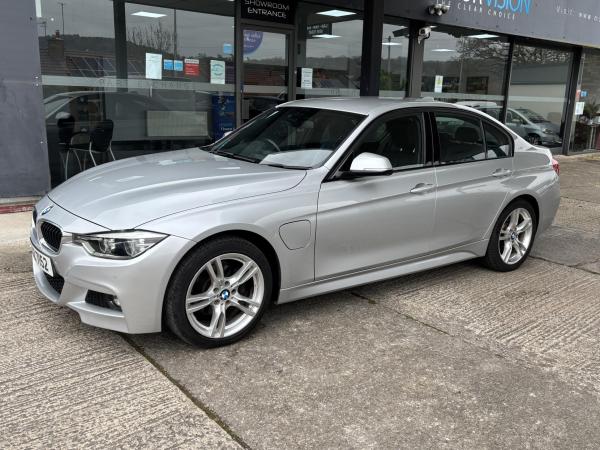 BMW 3 Series 2.0 330e 7.6kWh M Sport Saloon 4dr Petrol Plug-in Hybrid Auto Euro 6 (s/s) (252 ps)