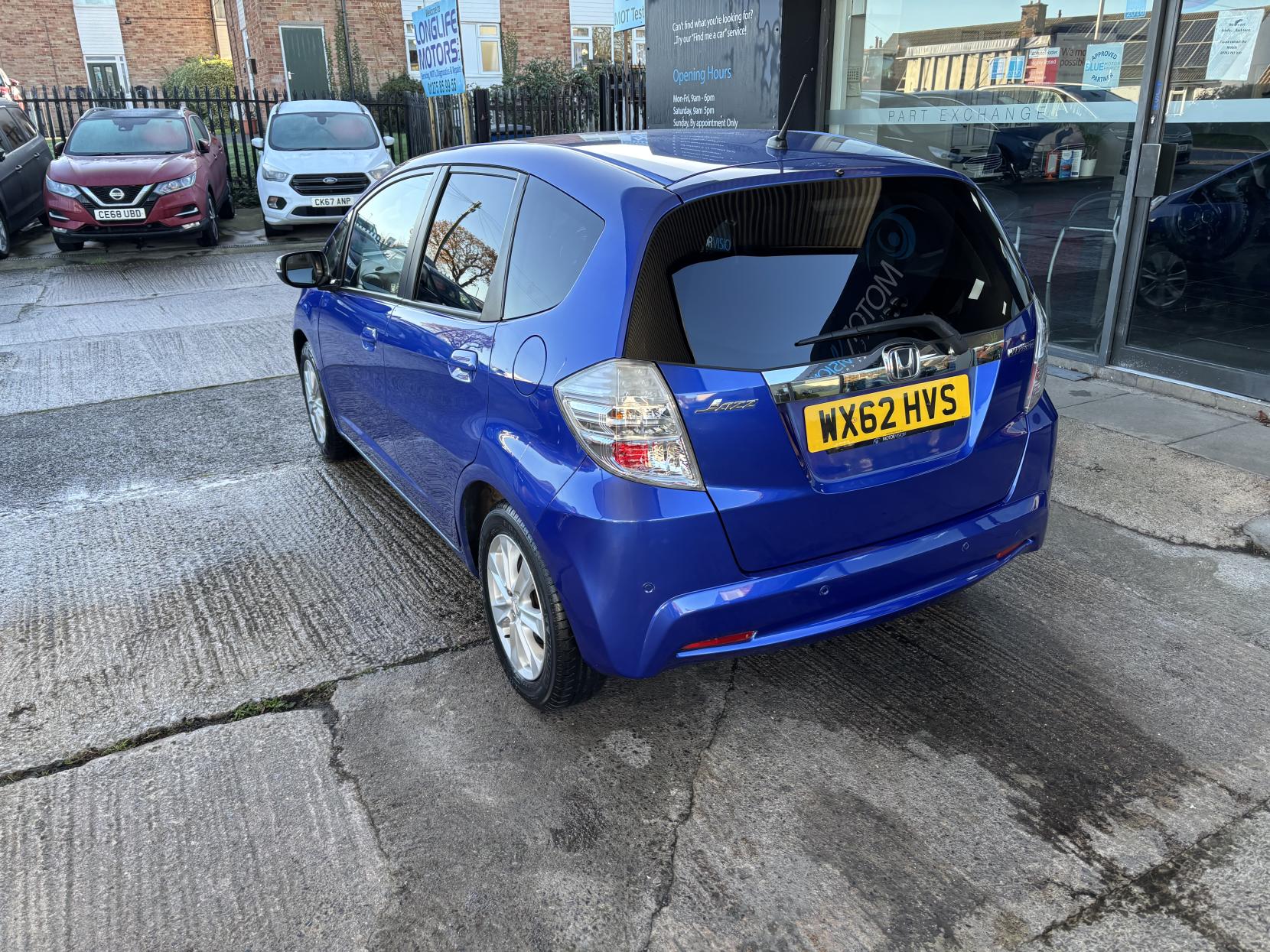 Honda Jazz 1.3h IMA HS Hatchback 5dr Petrol Hybrid CVT Euro 5 (102 ps)