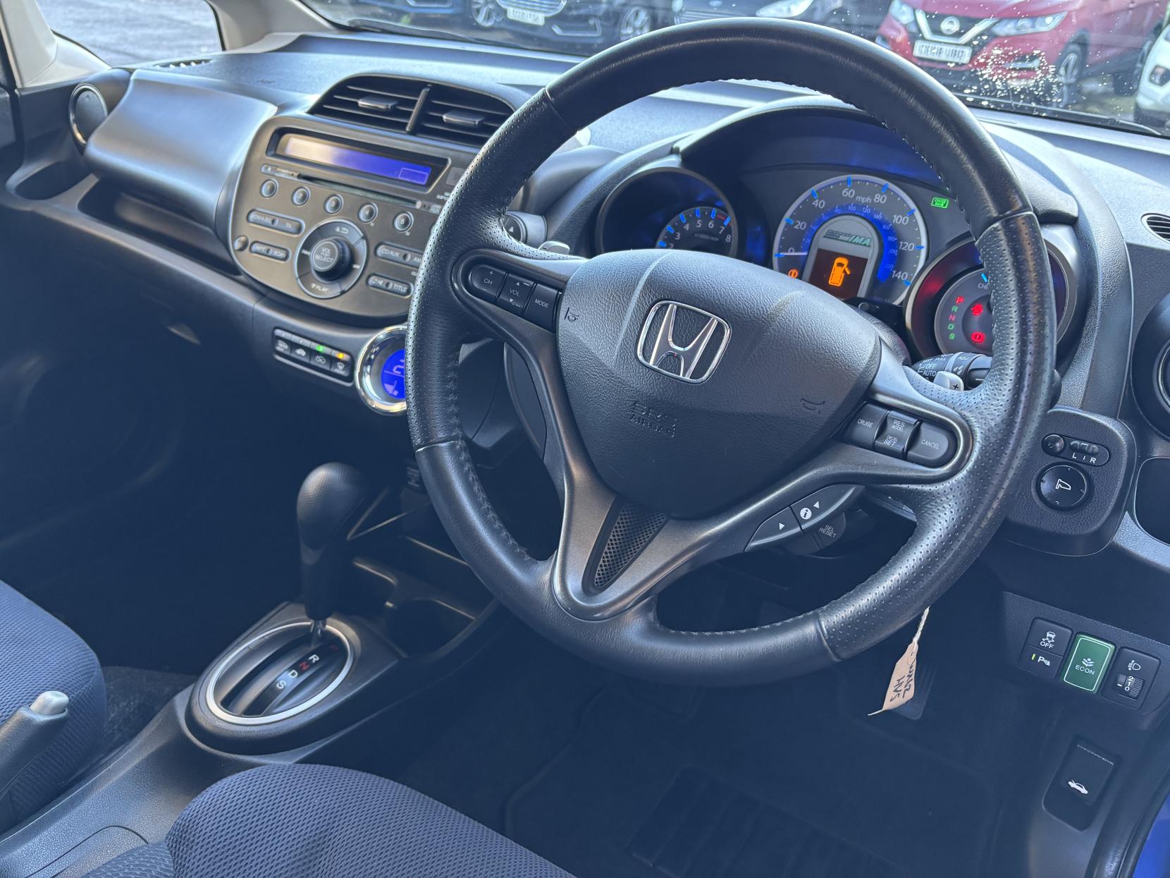 Honda Jazz 1.3h IMA HS Hatchback 5dr Petrol Hybrid CVT Euro 5 (102 ps)