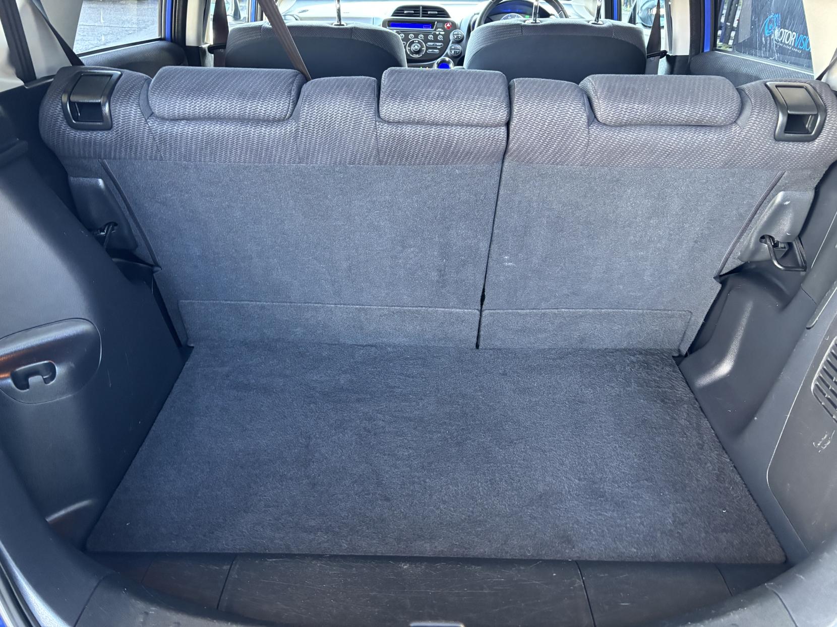 Honda Jazz 1.3h IMA HS Hatchback 5dr Petrol Hybrid CVT Euro 5 (102 ps)