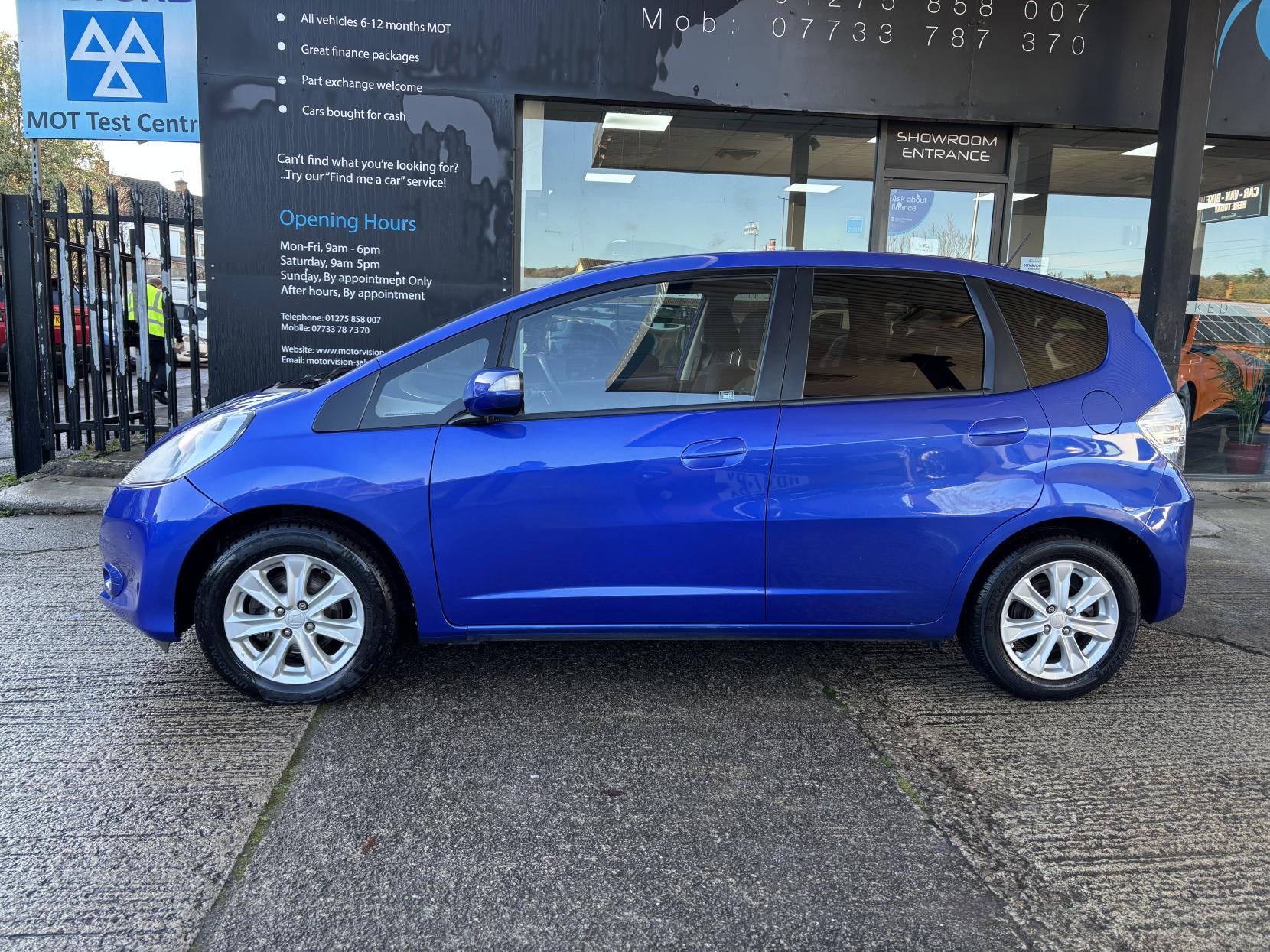 Honda Jazz 1.3h IMA HS Hatchback 5dr Petrol Hybrid CVT Euro 5 (102 ps)